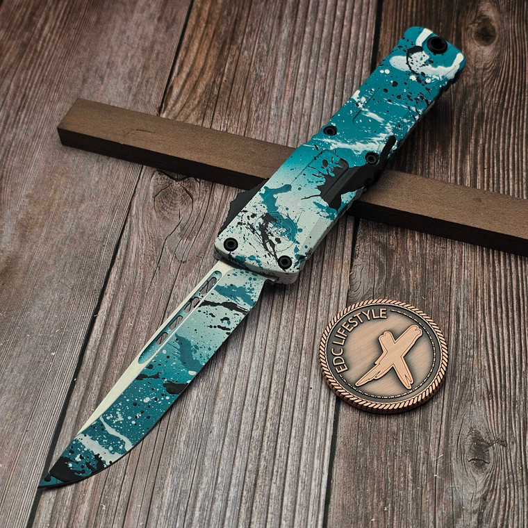Microtech Combat Troodon Gen III Turquoise/White Black Splatter 4" S/E Turquoise/White Black Splatter 1143-1TQWHBKSPLS - Preowned