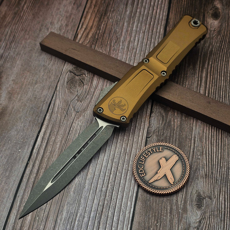 Microtech Combat Troodon Gen III Tan D/E Apocalyptic 1142-10APTA - Preowned