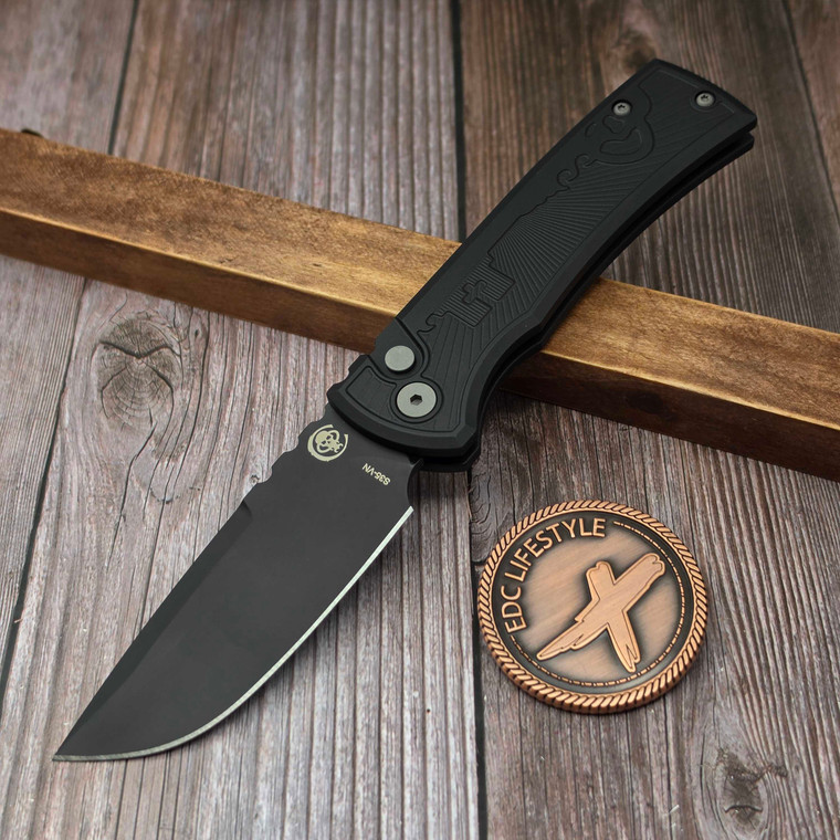 Chaves Knives Pro-Tech Redencion 229 Auto Black Key 3.37" D/P DLC - Preowned