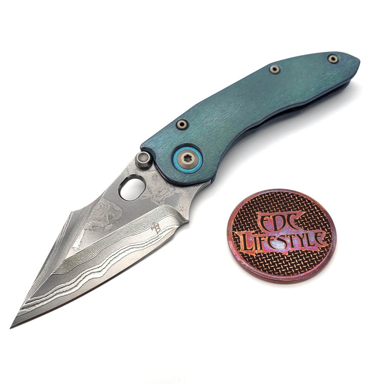 Borka Blades Stitch Green Anodized Barked Handle Green Collar/Backspacer Vegas Forge Tiger Damascus-Preowned