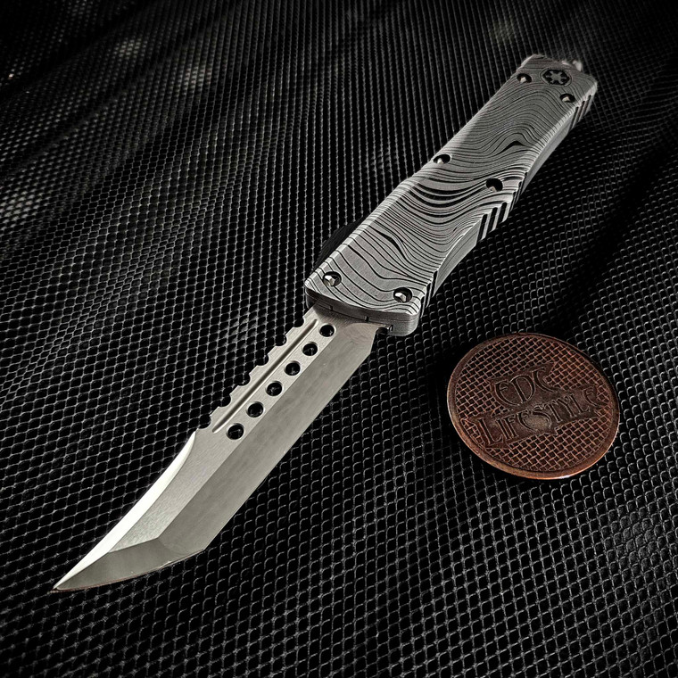 Marfione Custom Combat Troodon Hellhound Tanto Mirror Polish Beskar Alloy w/Satin Finish HW Serial #009 - Preowned