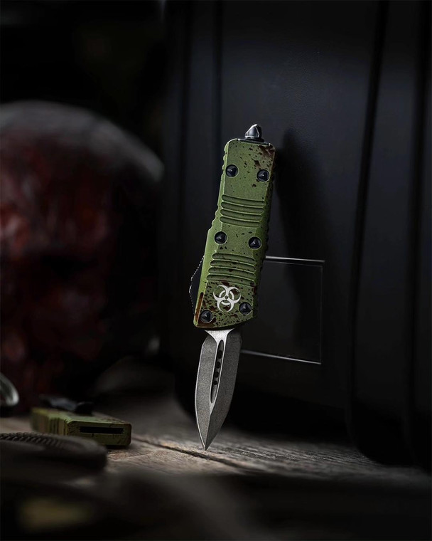Microtech Troodon Mini 238-1OBDS Outbreak Deep Engraved Double Edge
