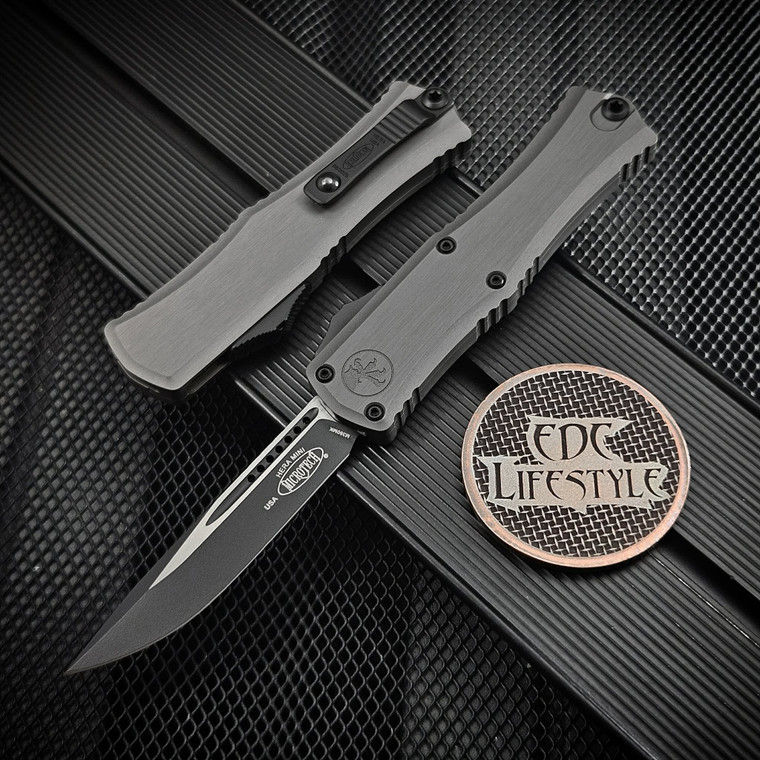 Front view of Microtech Hera II Mini S/E Natural Clear with 2.95 inch black standard blade, model 1703M-1NC.