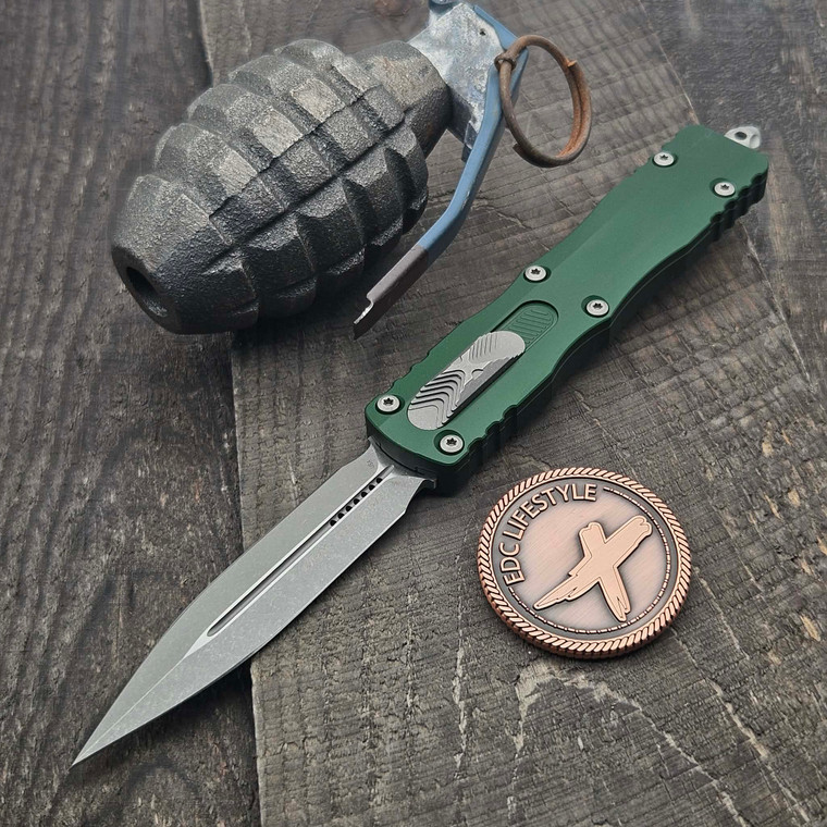 Microtech Dirac Delta Emerald Green D/E Apocalyptic 227-10APEG