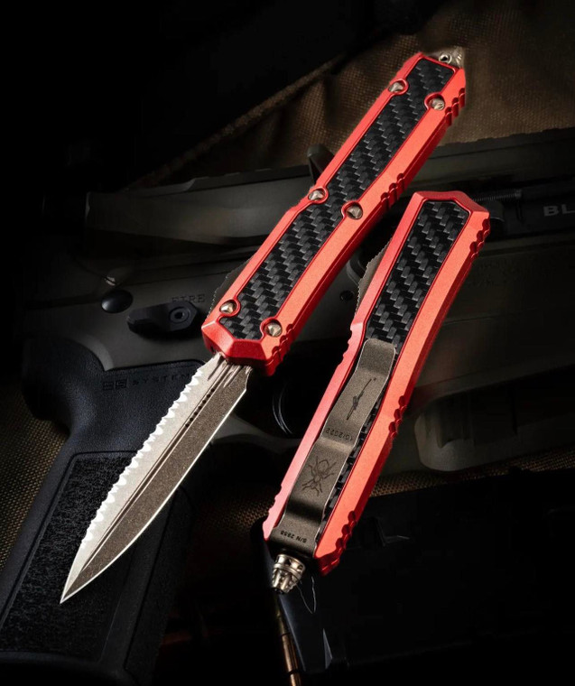 Microtech Makora 206-15RDCFIS Red Carbon Fiber Inlay Bronze Full Serrated Double Edge