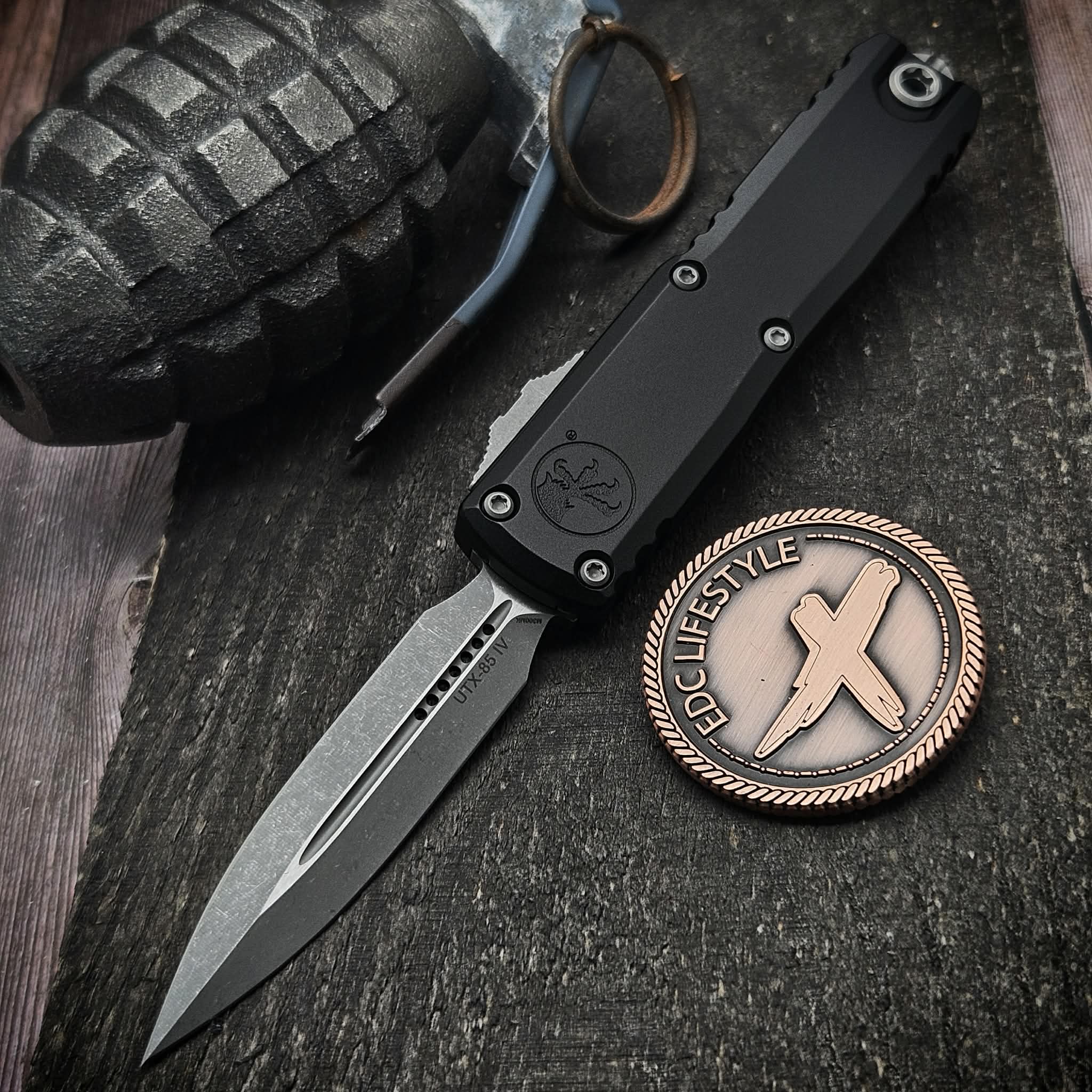 Microtech UTX-85 Black D/E Apocalyptic 12324-10AP - Grenade