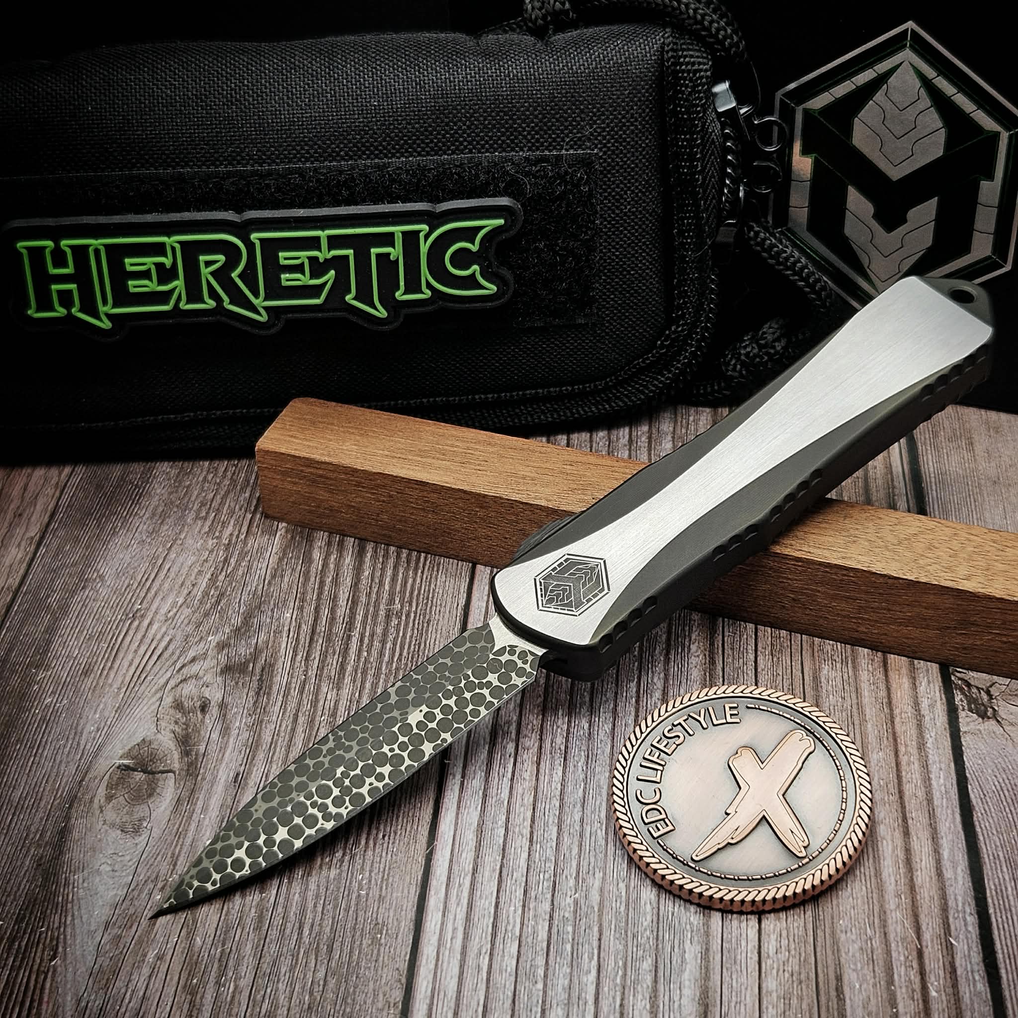 Heretic Custom Knives Manticore E Two Tone DLC Stainless Steel D/E