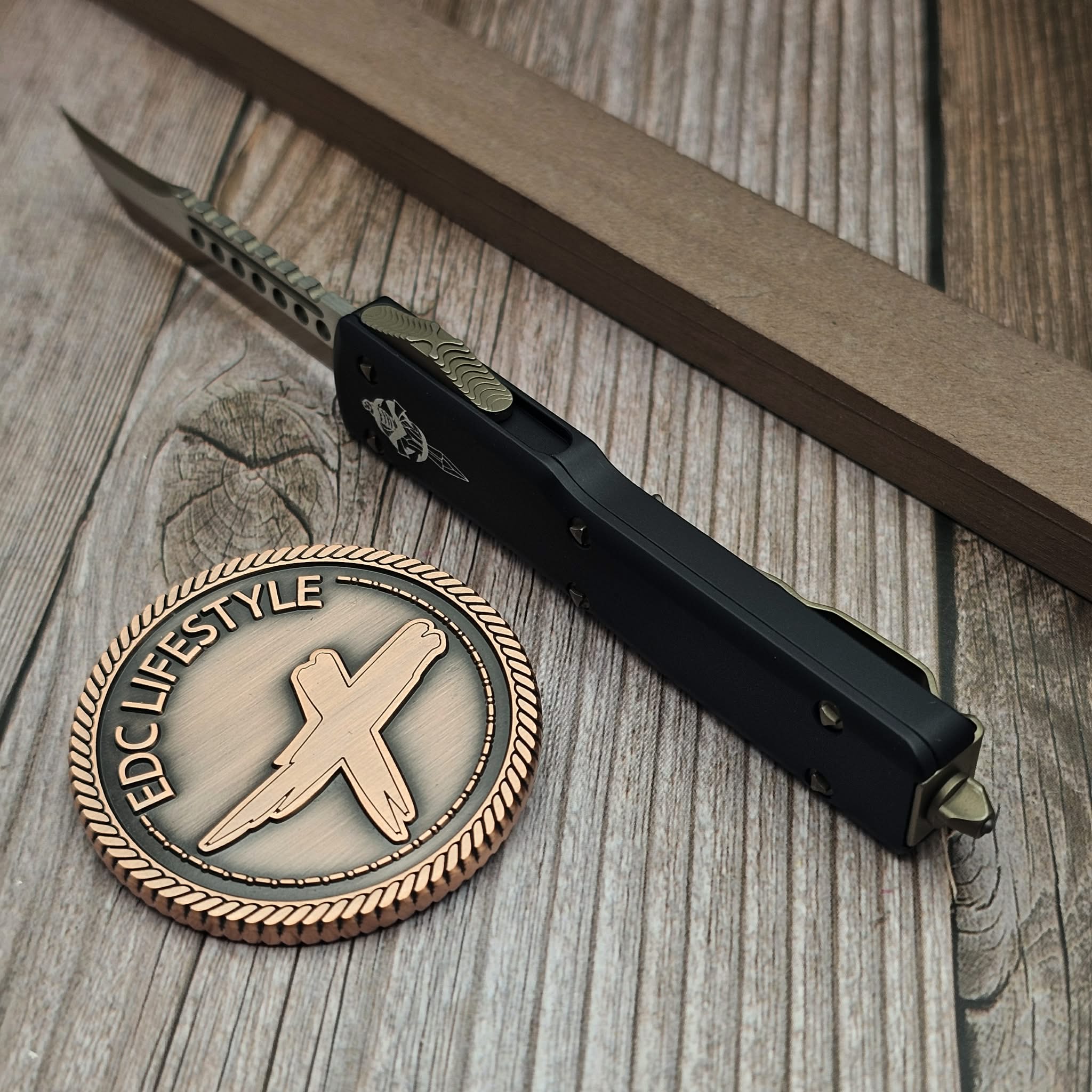 Microtech UTX-70 Black Hellhound Bronzed 419-13 - Preowned