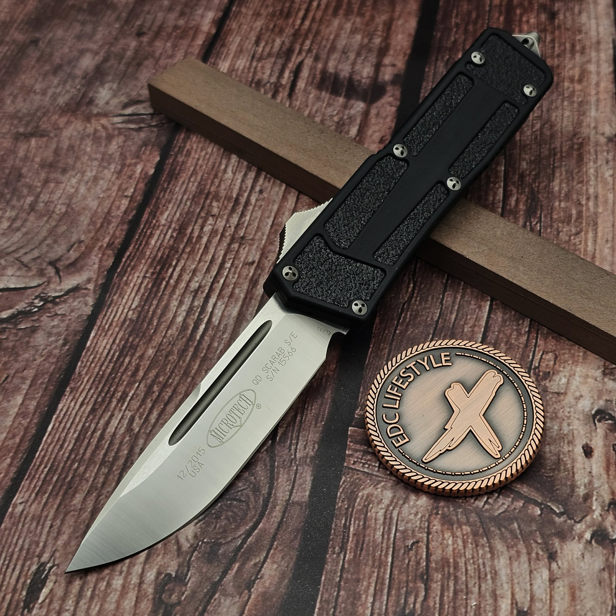 skabeatです。 Microtech QD Scarab S/E Satin S/N 115566 - Preowned
