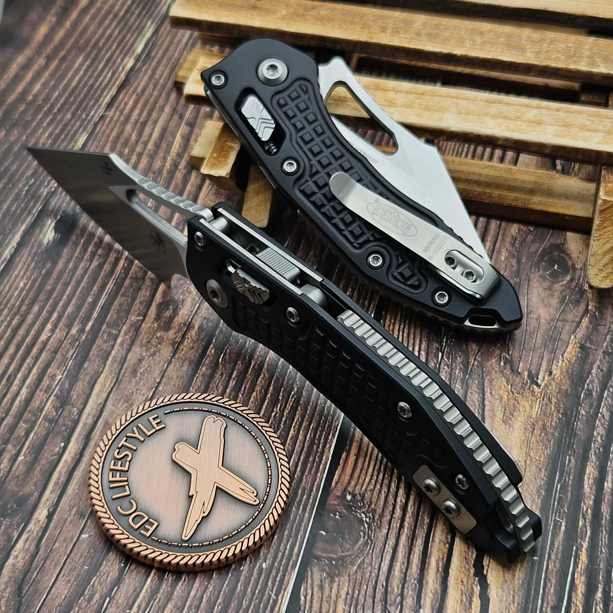 Microtech M-Stitch Ram-Lok Manual Black Frag 3.0