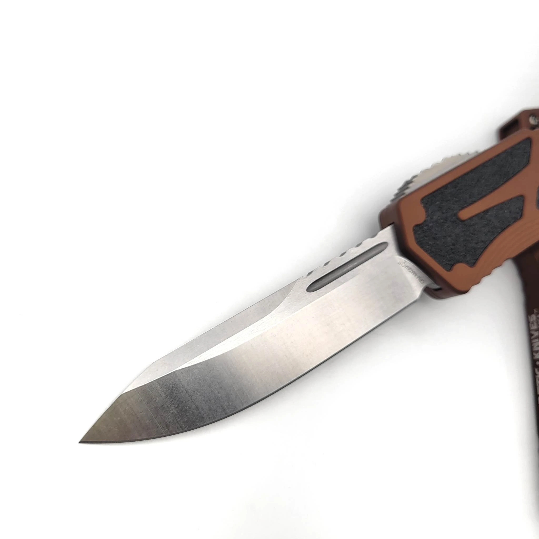 harapeko Heretic Knives Single Edge Colossus Stonewash, Root Beer Handle