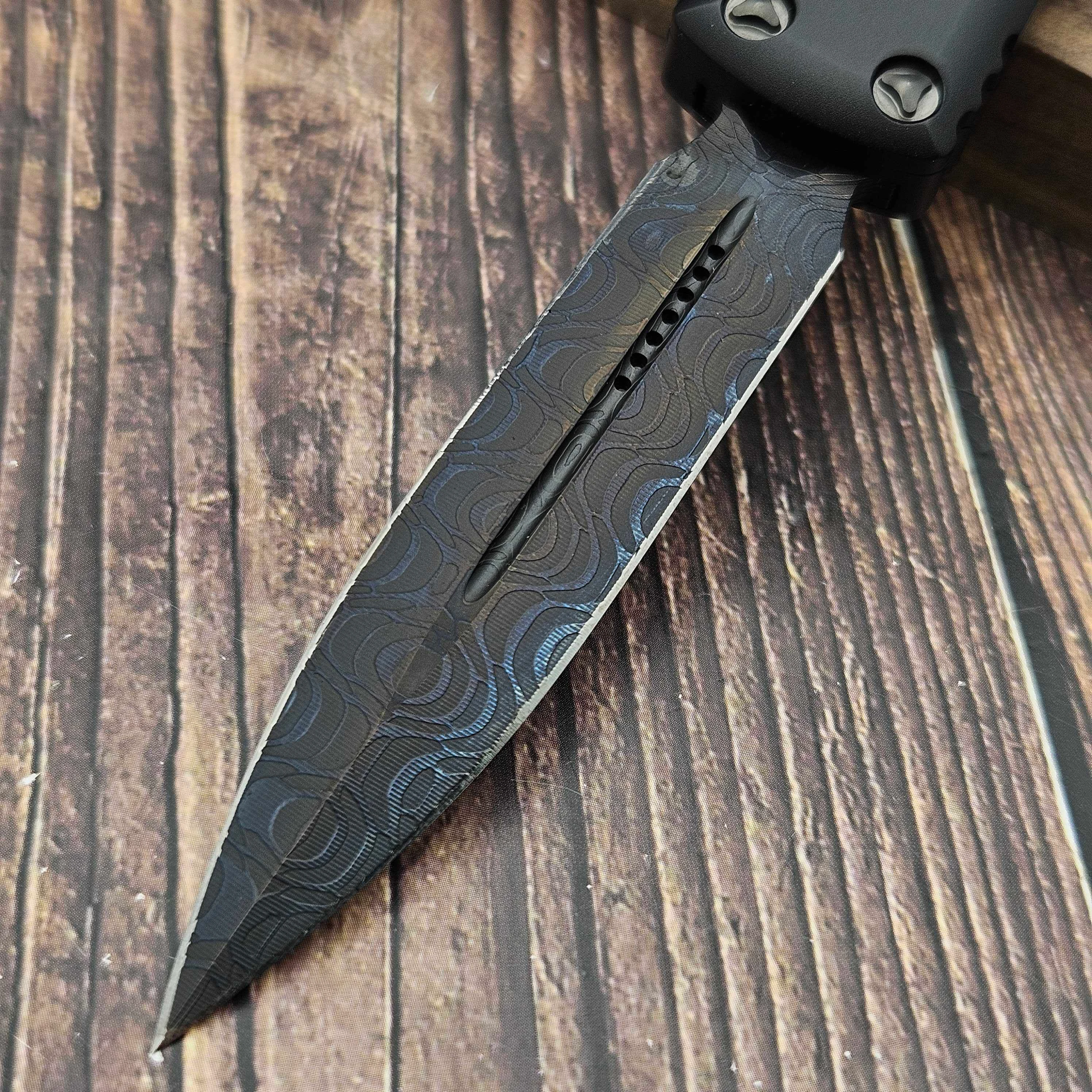 Microtech UTX-85 D/E DLC Damascus 232-16DLCTSH S/N 011- Preowned