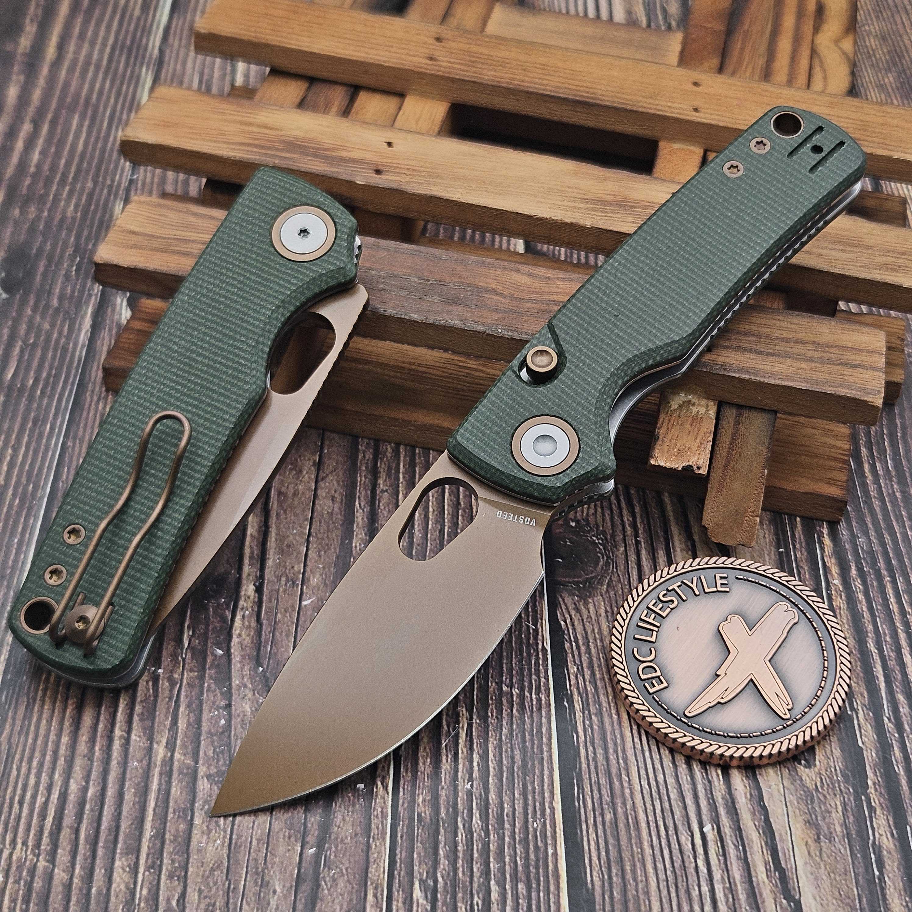 CORTIS GREENGREEN タワレコラキドロ マーティン Vosteed Porcupine Green Micarta Button Liner Lock 2.99