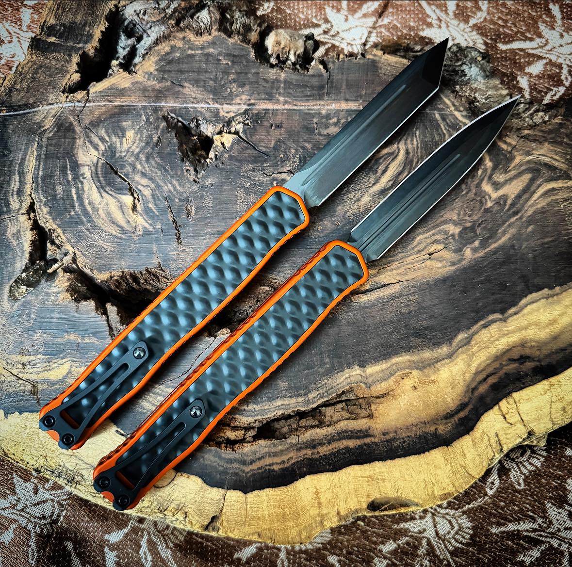 Heretic Cleric II Tanto DLC Orange Handle H019-6A-ORG - Halloween