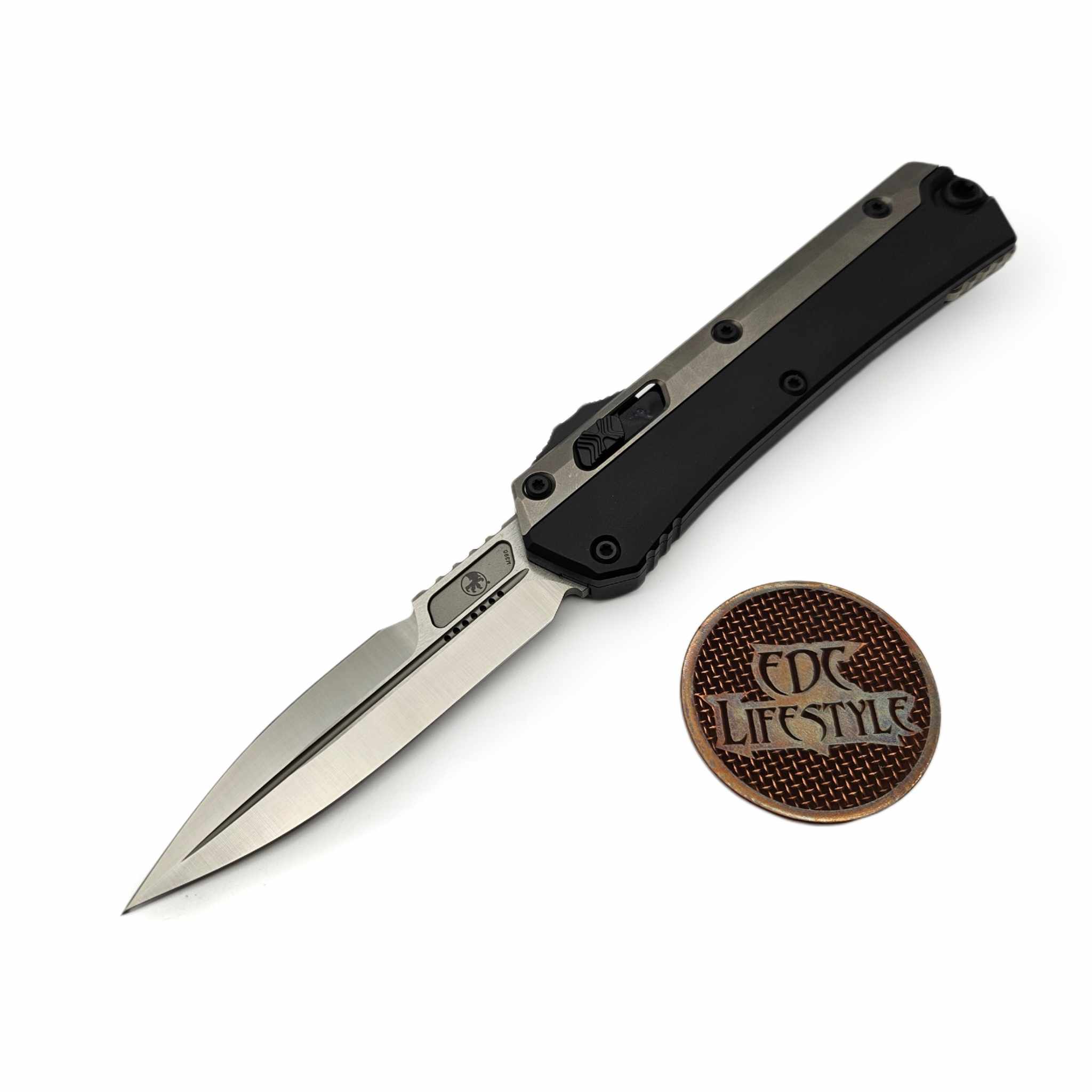 Microtech Glykon Signature Series Satin Finish Tuxedo HW