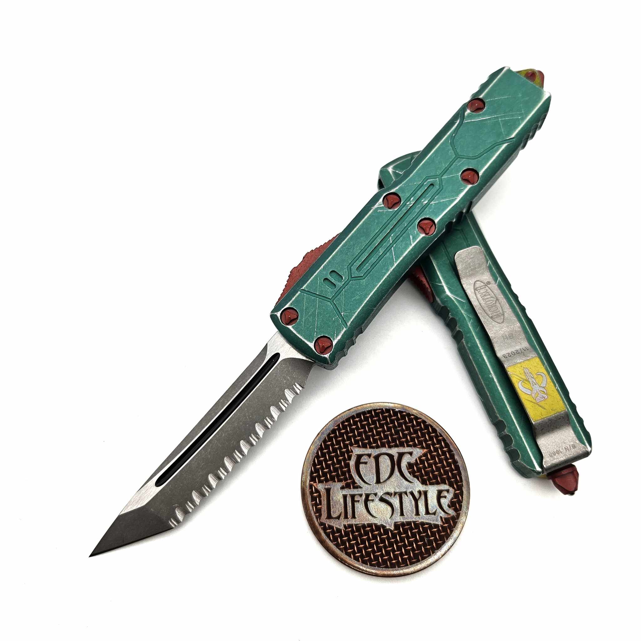 Microtech UTX-85 233-12BH Bounty Hunter Tanto Full Serrated