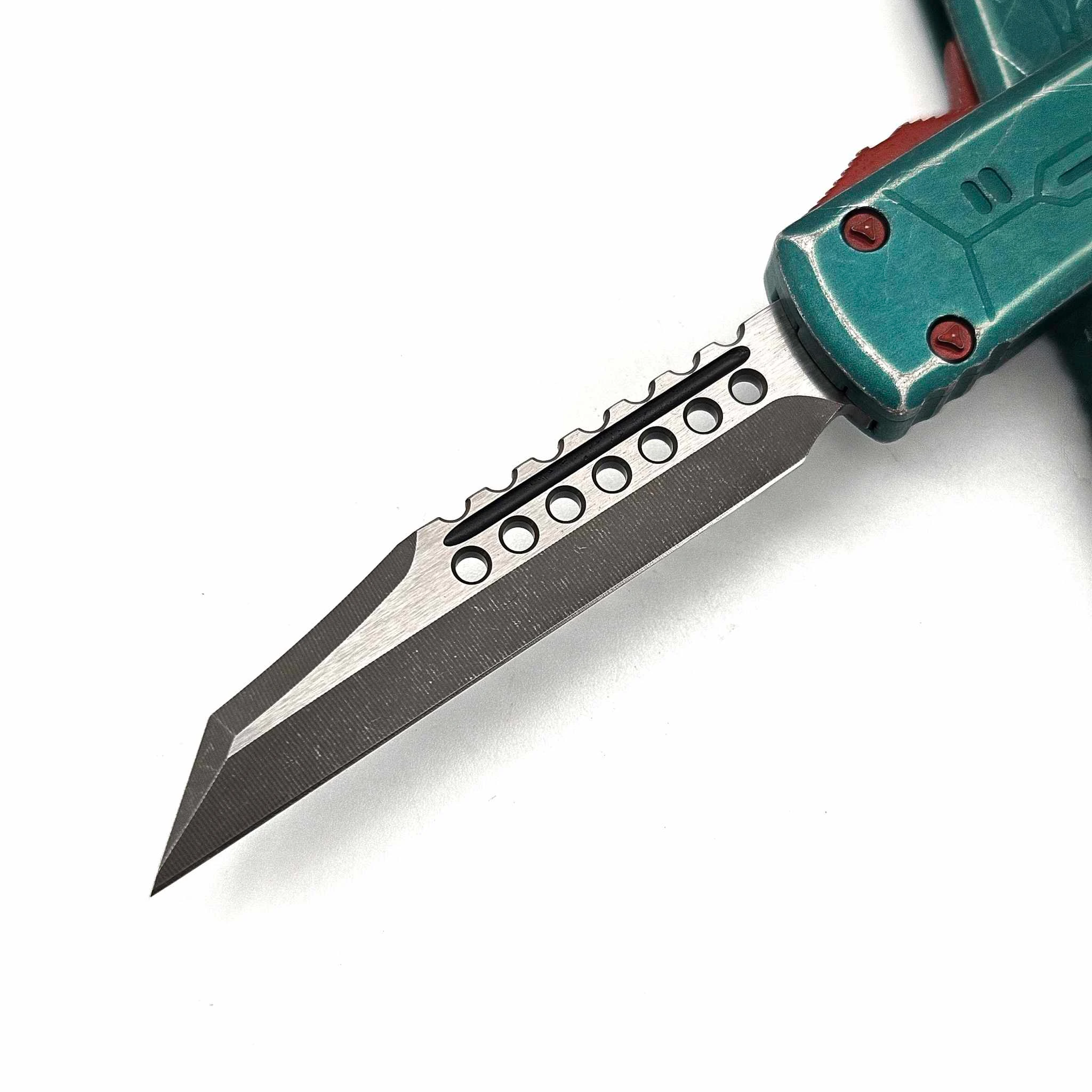 Microtech UTX-70 419W-10BH Bounty Hunter Warhound