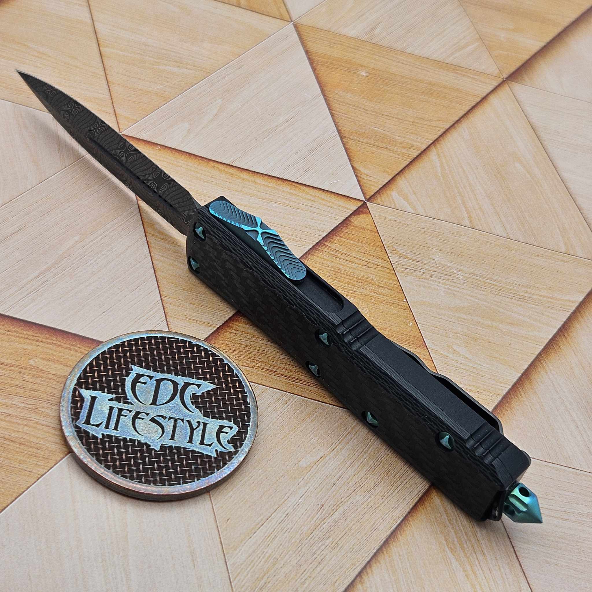 Marfione Custom UTX-85 Chad Nichols Damascus Carbon Fiber Top