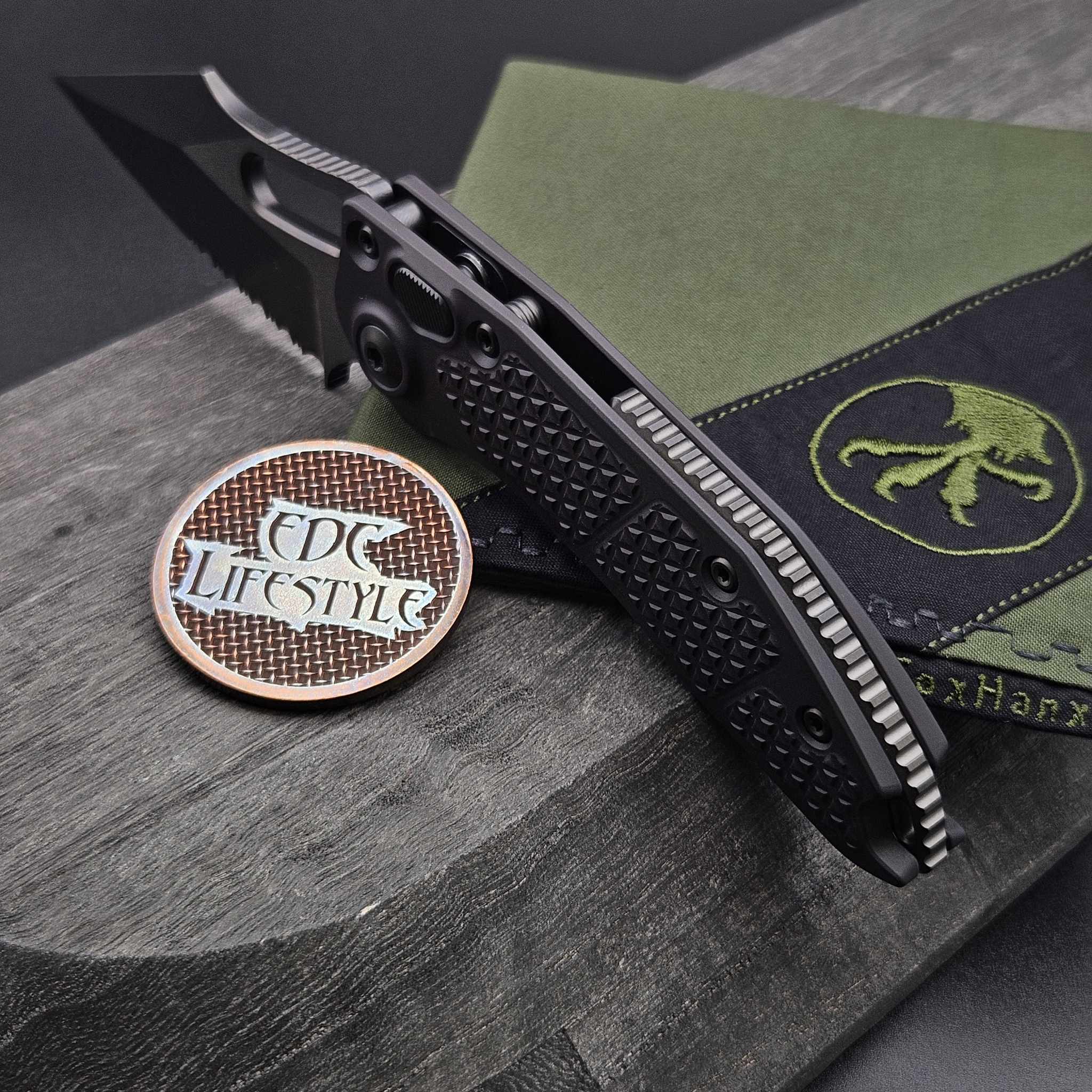 Microtech Borka Auto Stitch A S/E 169-2DLCTS DLC Partial Serrated