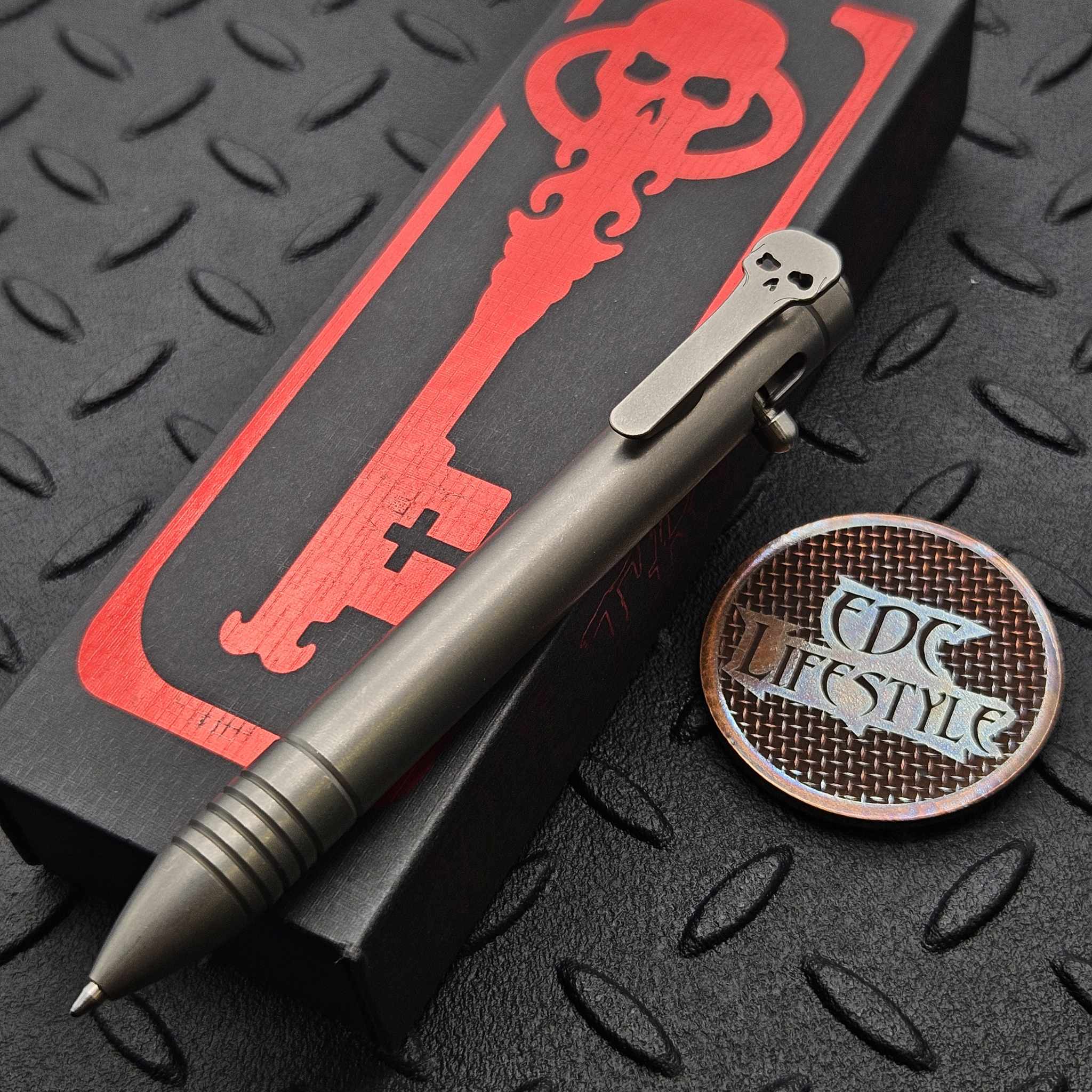 Chaves Knives Titanium Bolt Action Pen 4.8