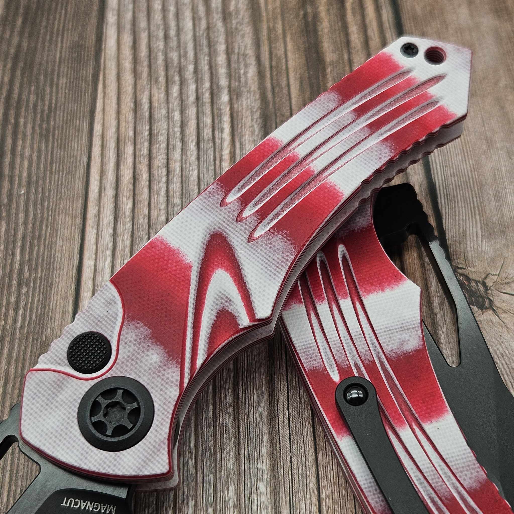 Heretic Knives Pariah Manual Button Lock DLC Drop Point Candy Cane