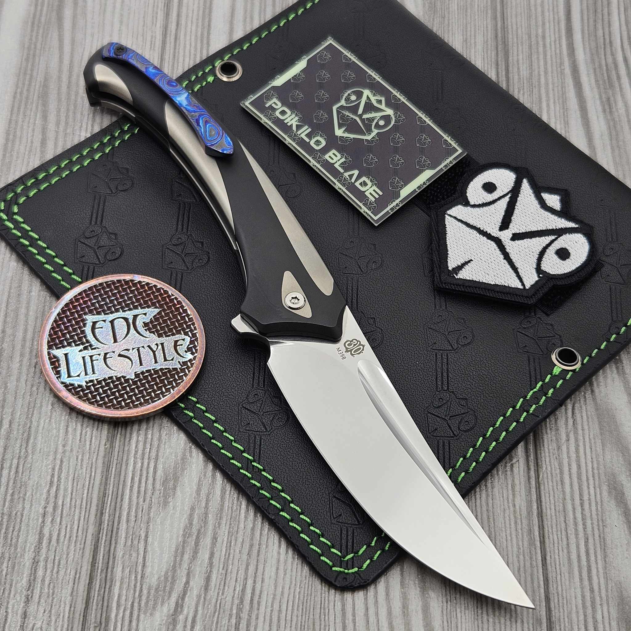 Poikilo Blade Orca-M Killer Whale Inset Locking Titanium Folding