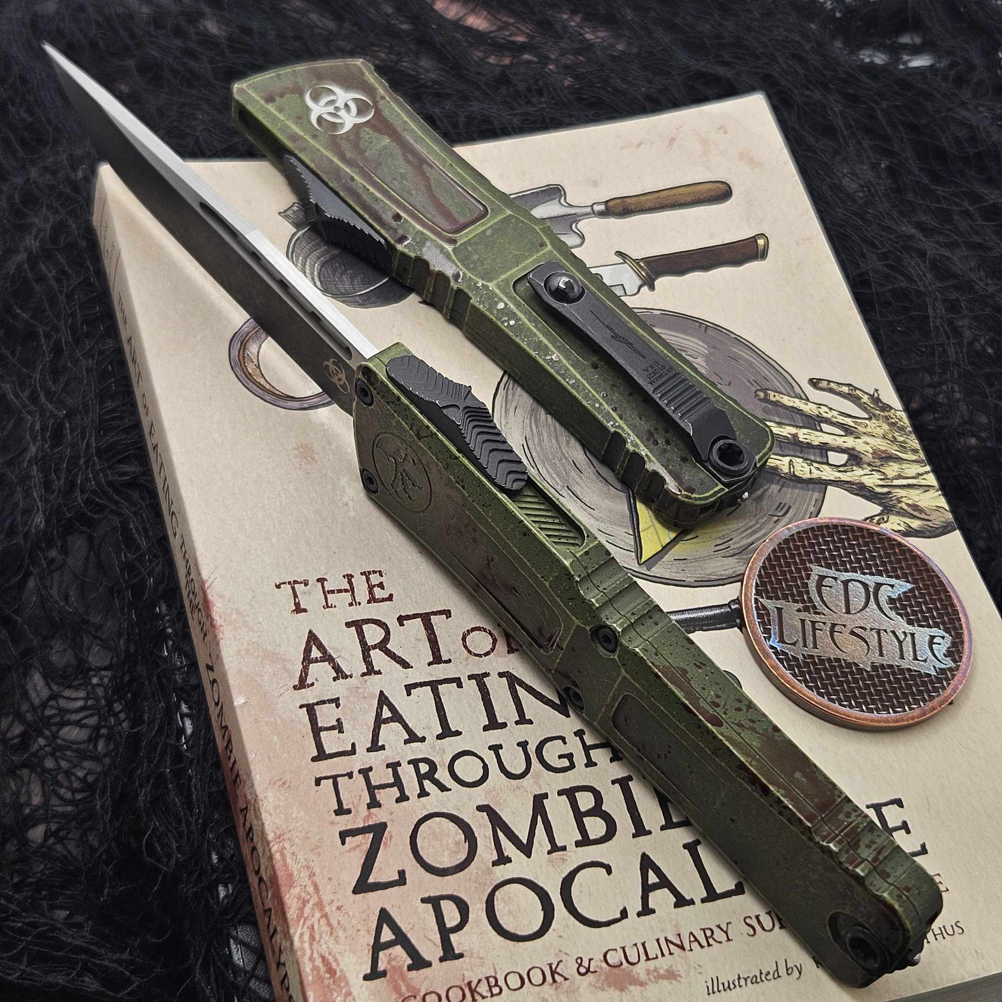 Microtech Combat Troodon Gen III Outbreak Single Edge Deep