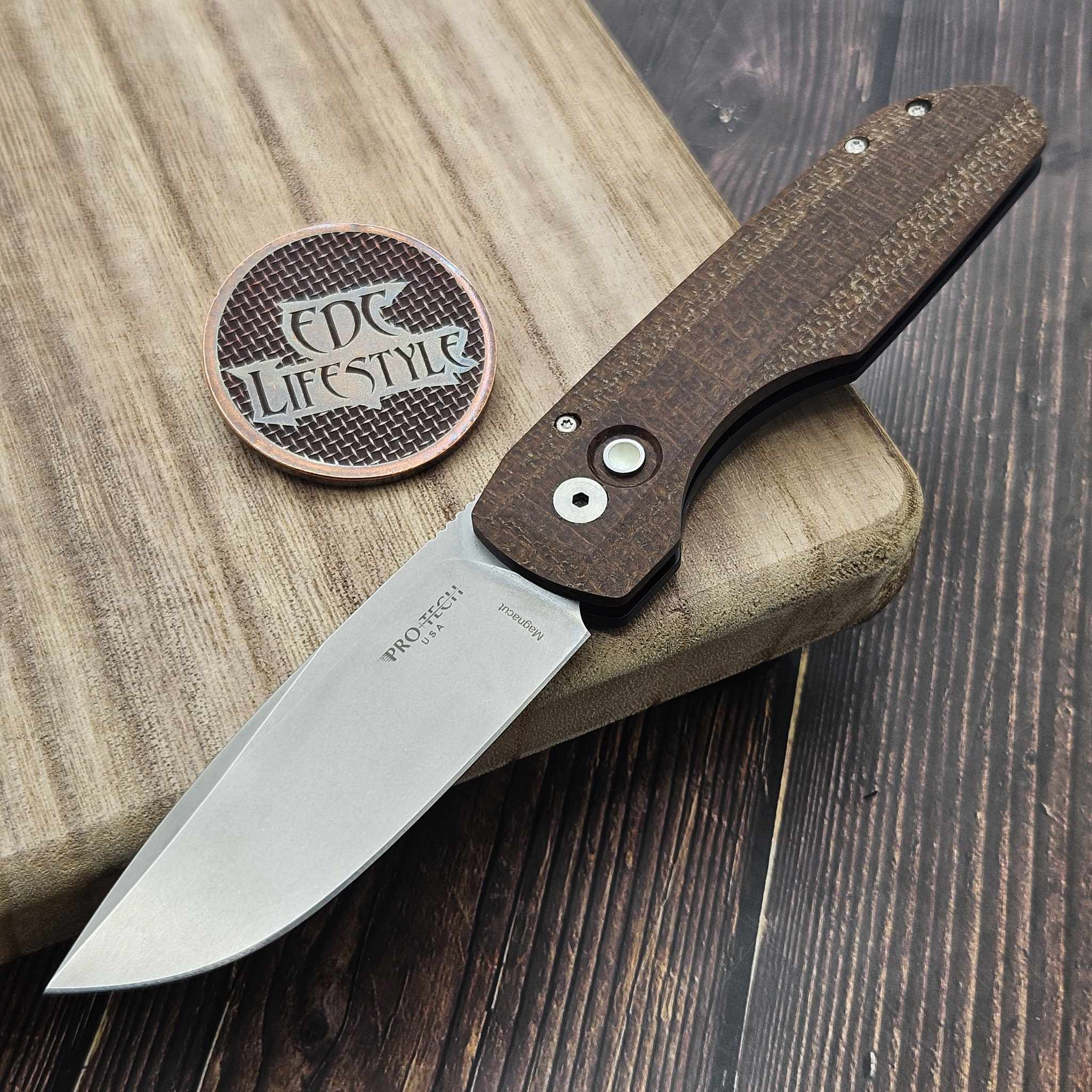 Pro-Tech Knives Vero Synapse Design Black Aluminum Handle w/Burl