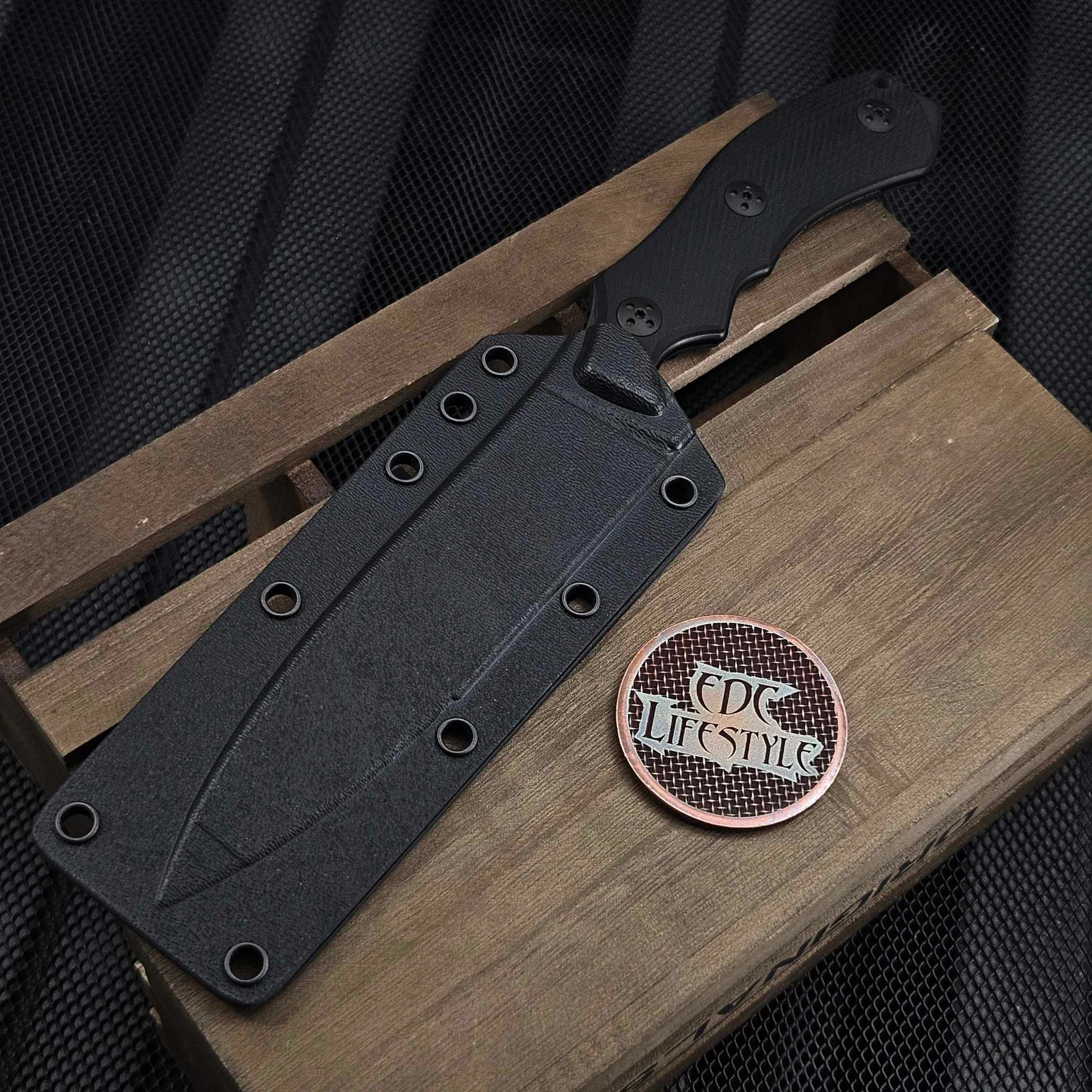 Bastinelli Knives Raptor L Black G-10 5.5