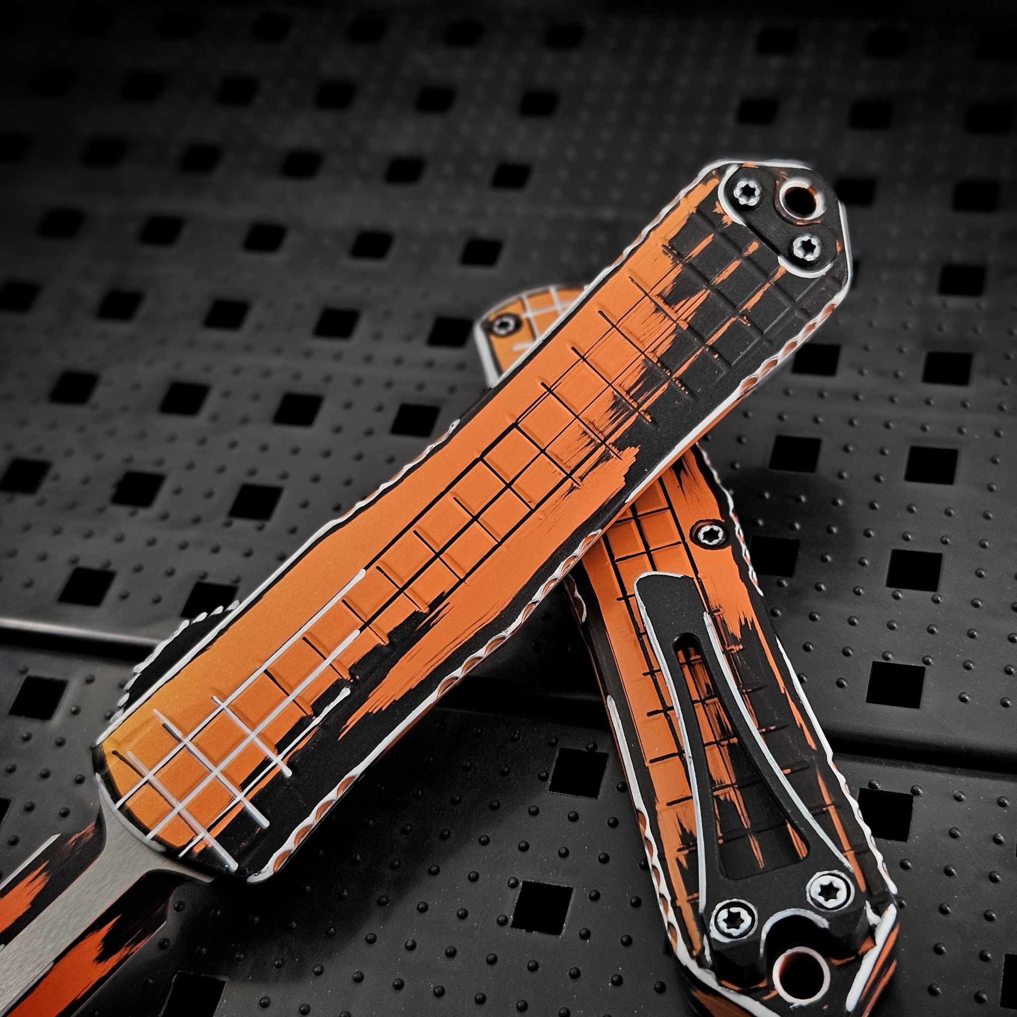 Heretic Manticore E CEL Shaded Orange 3.19