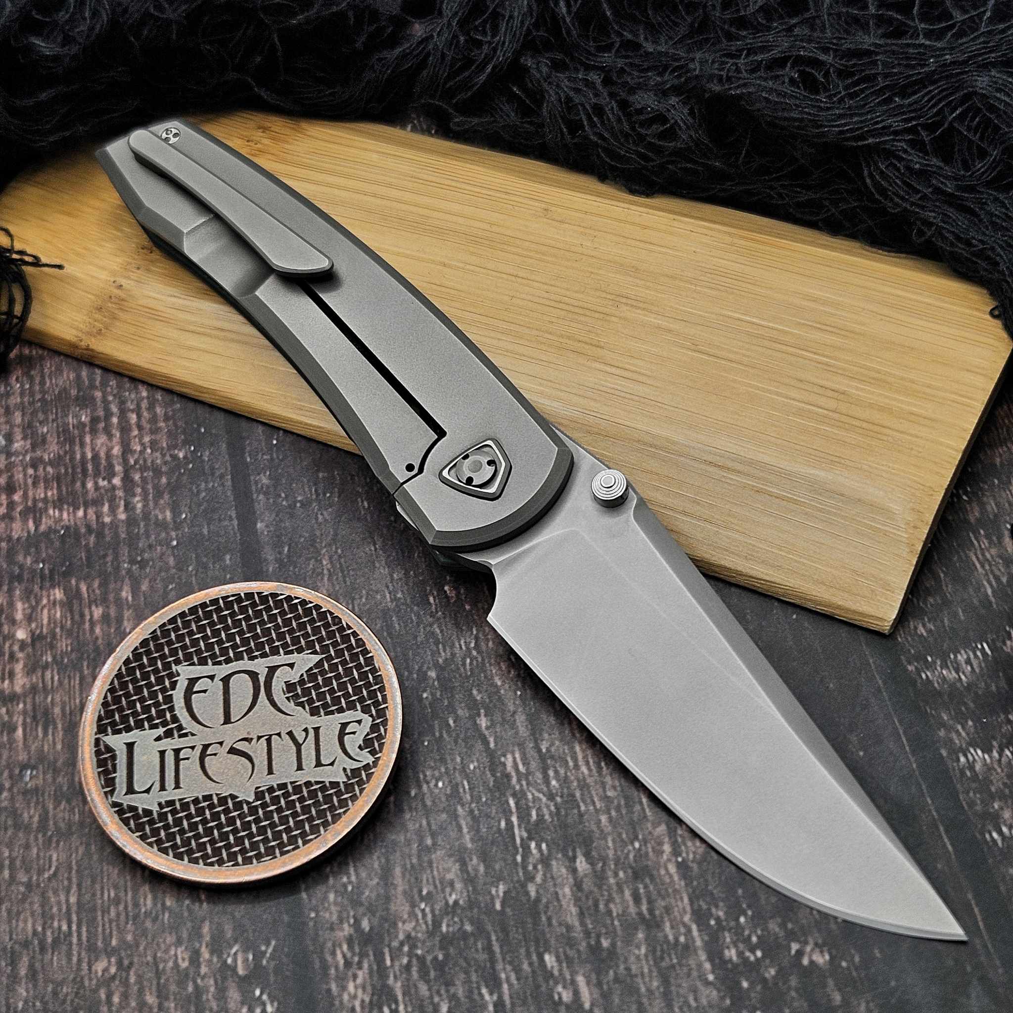 Sharknivco Waka Green CamoQuartz Frame Lock w/RWL34 ZirBlast Blade