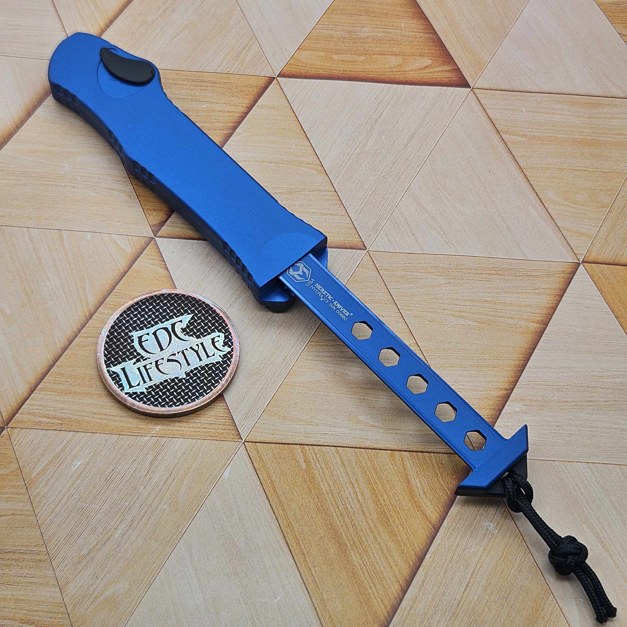 Heretic Knives Hydra Blue Tactical Single Action Auto DLC Tanto