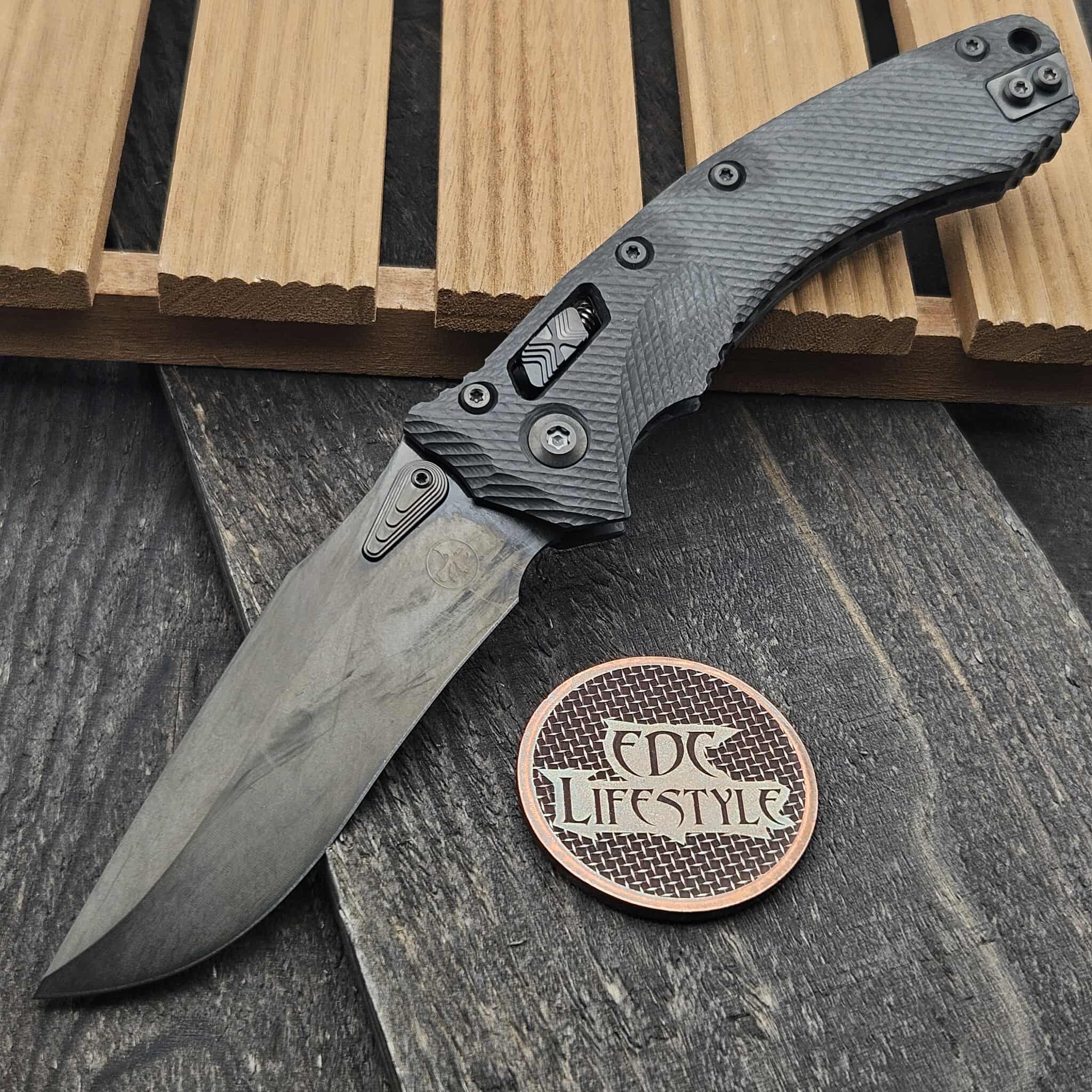 Microtech Amphibian Ram-Lok S/E Fluted Carbon Fiber DLC 137RL