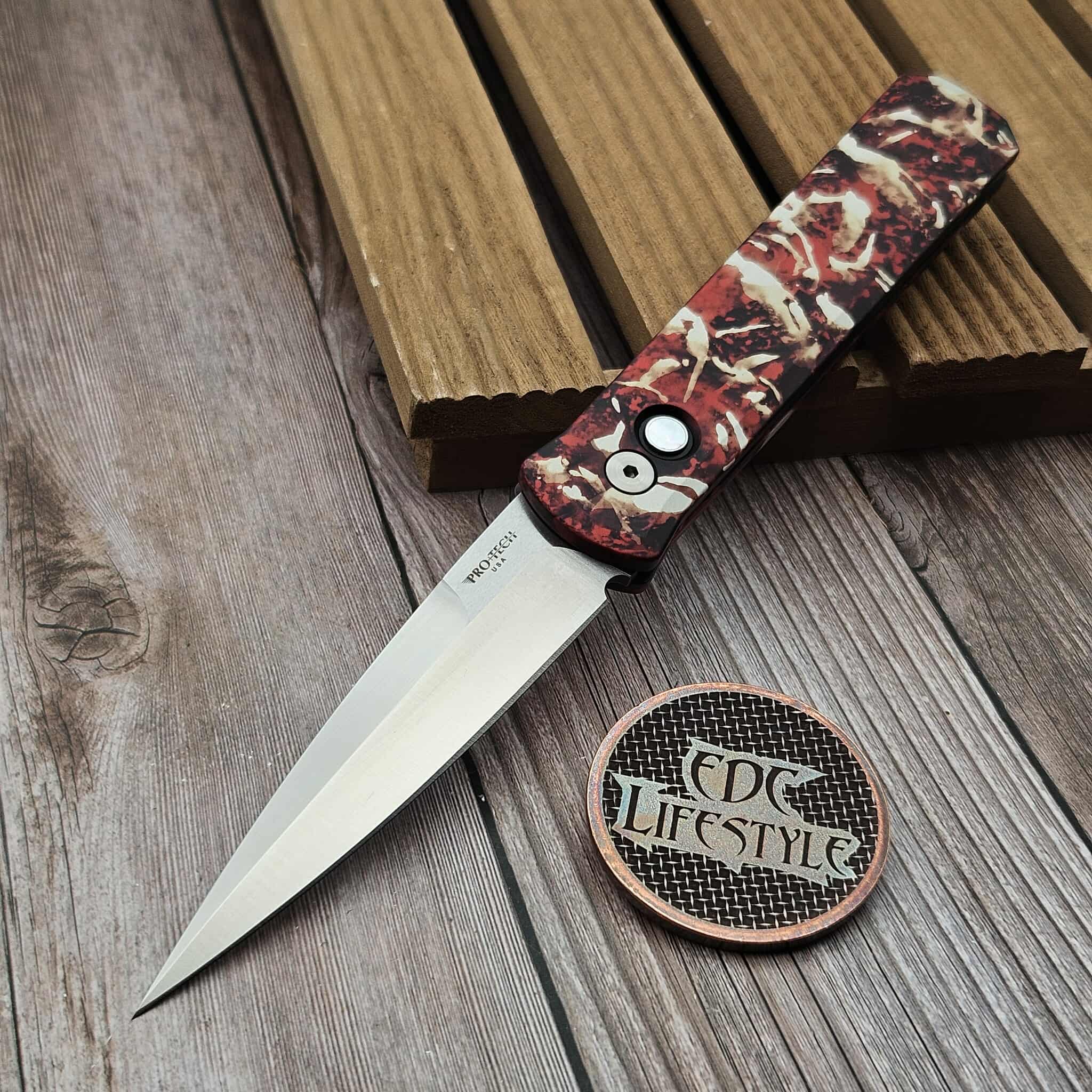 ザ・ゴッドファーザー Pro-Tech Godfather w/ Black Jigged Handle & DLC 154-CM Blade