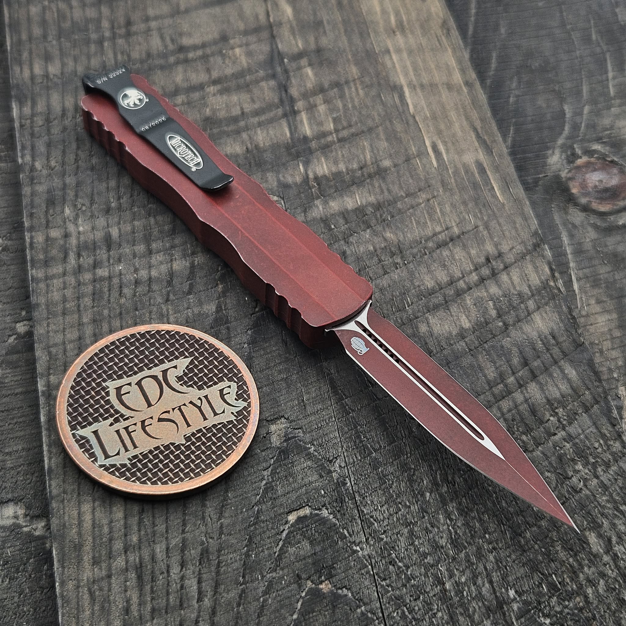 Microtech 225-1WCM Dirac D/E Weathered Crimson Grenade S/N 22324