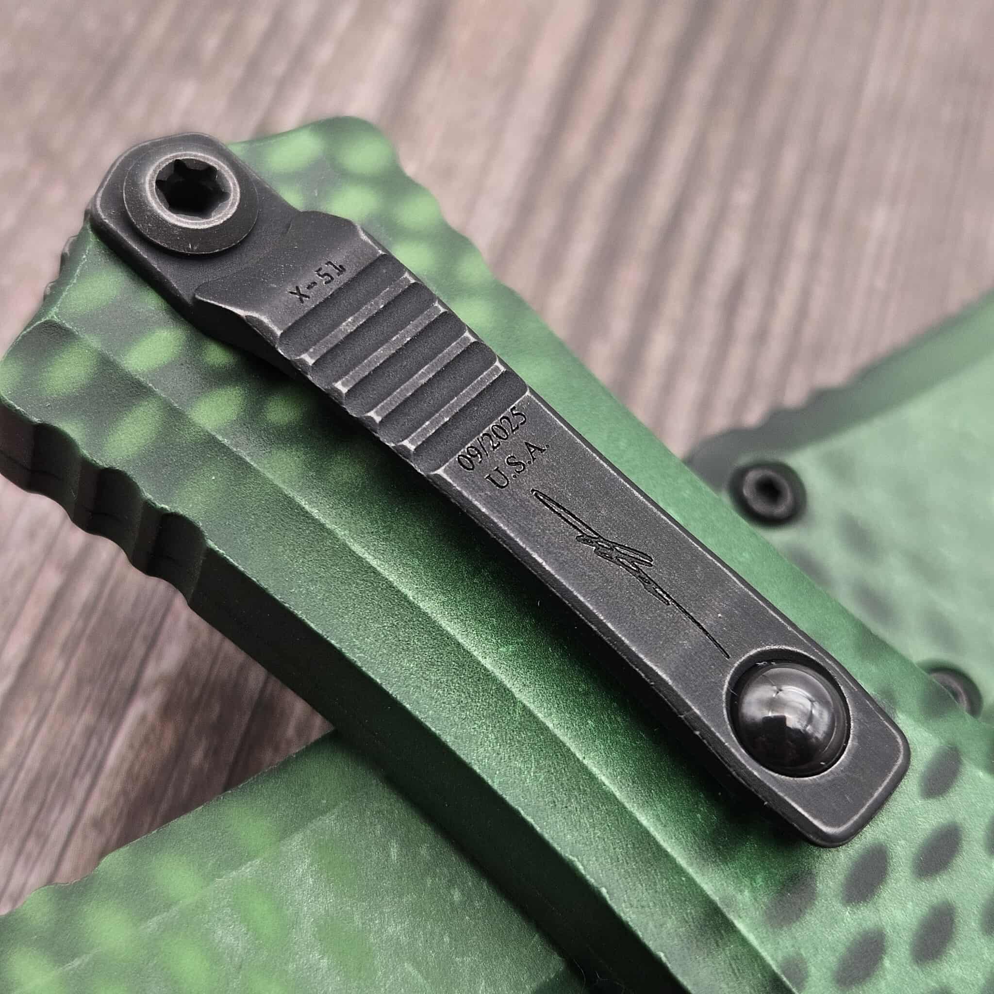 Microtech Hera II Mini S/E Green X-51 2.95