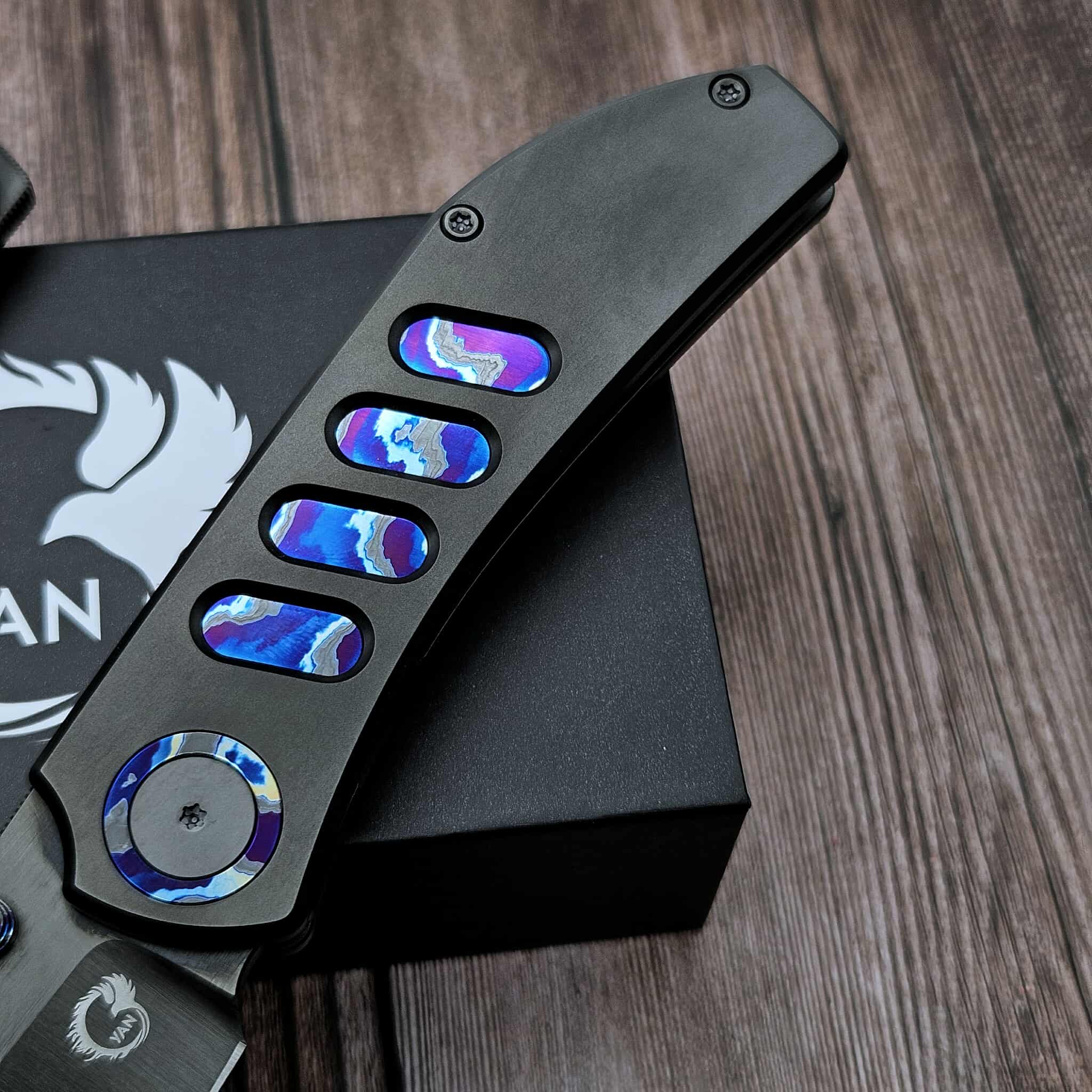 Yan Knives Chevron TS - DLC Titanium w/Zircuti Inlay 3.25