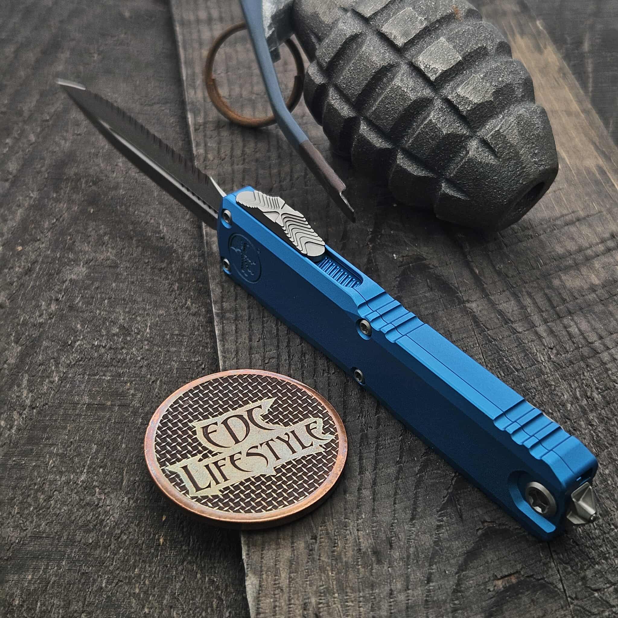 Microtech Ultratech D/E Gen IV Blue Stonewash Full Serrated 11224