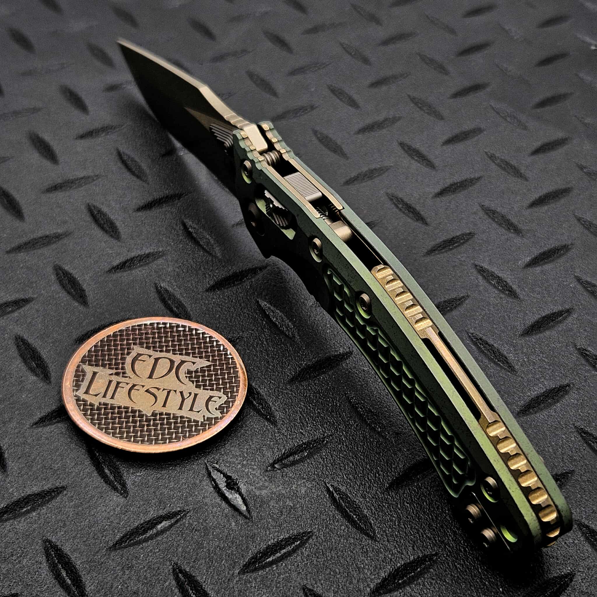 Microtech Amphibian Ram-Lok 137RL-13FRMS1 Antique Green Titanium