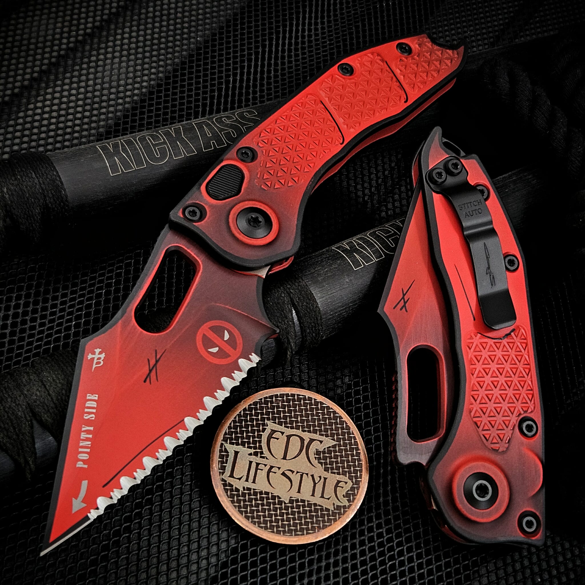 Microtech Borka Stitch Auto S/E Full Serrated Cerakote Deadpool