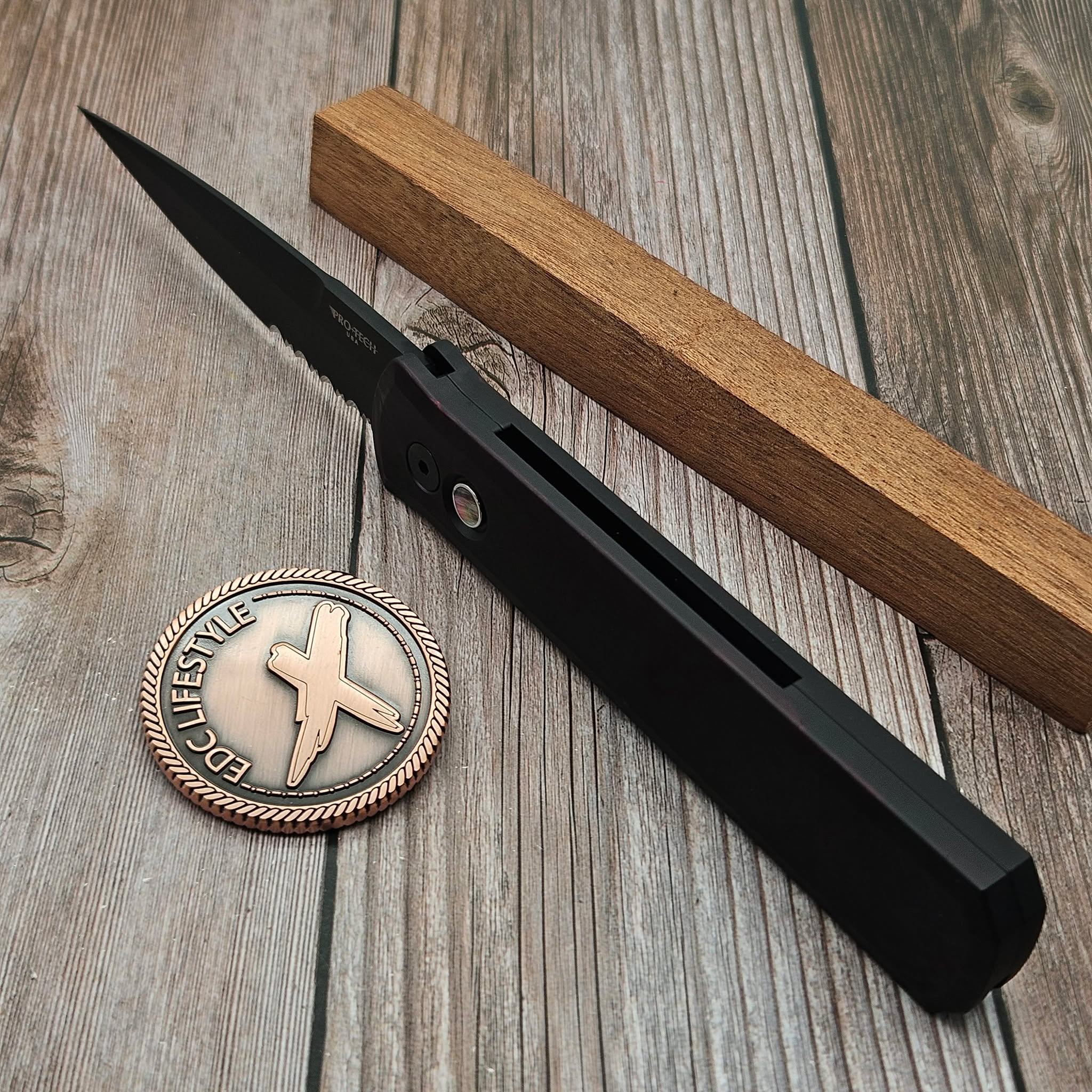 Pro-Tech Godfather Red Haze Ano Handle DLC 154CM Part Serrated