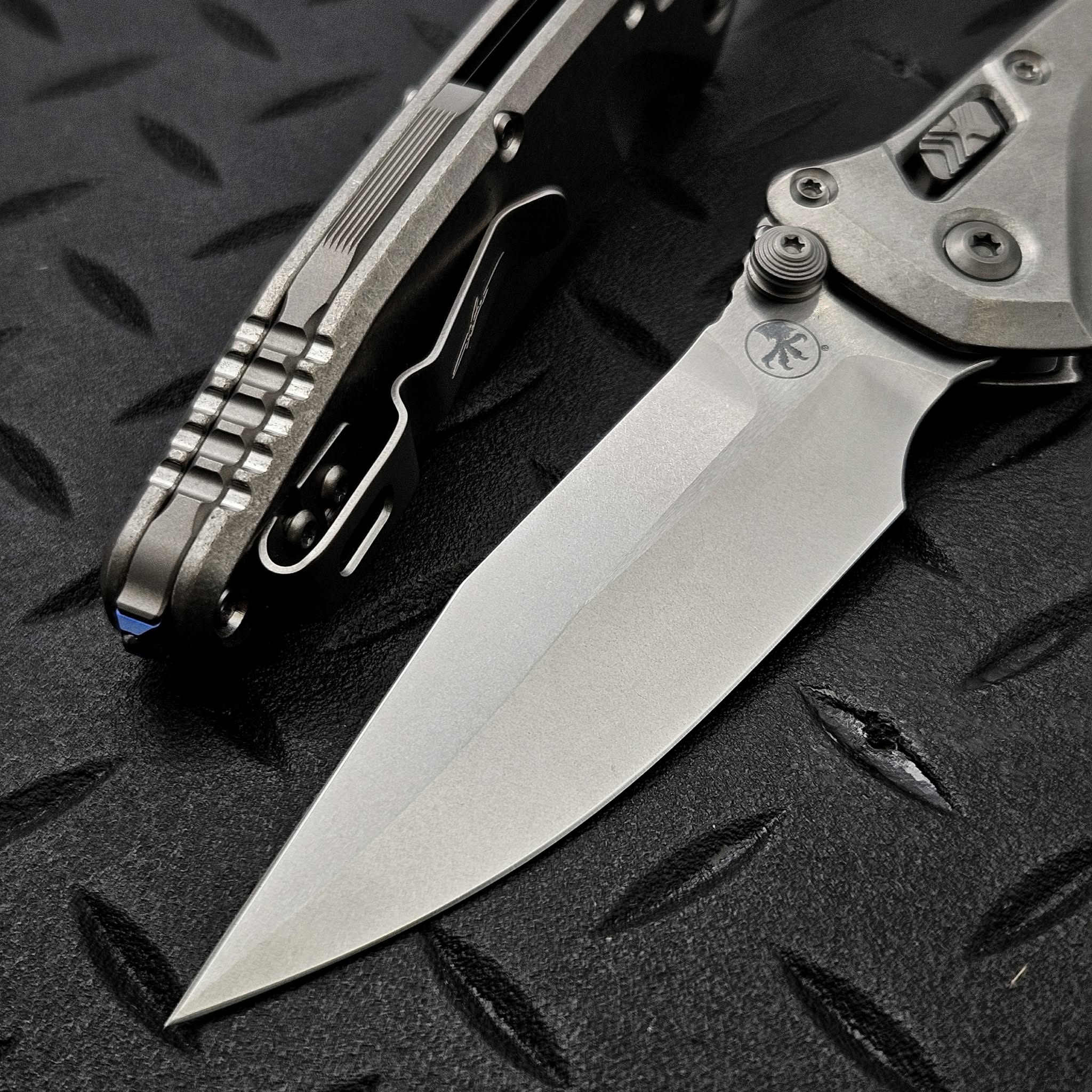 MICROTECH SOCOM RAM-LOK SPEAR POINT STONEWASH SLAB SIDE TITANIUM W
