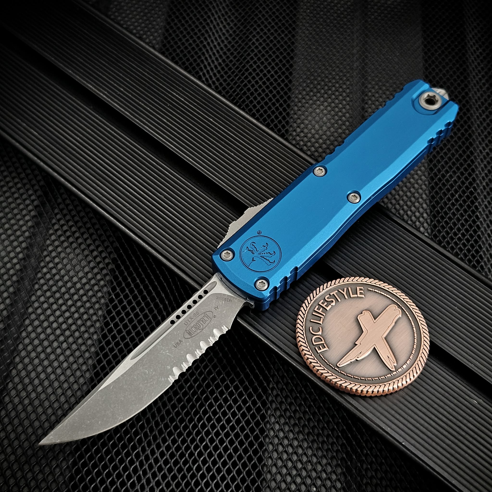 Microtech UTX-85 Gen IV Blue S/E 3.10