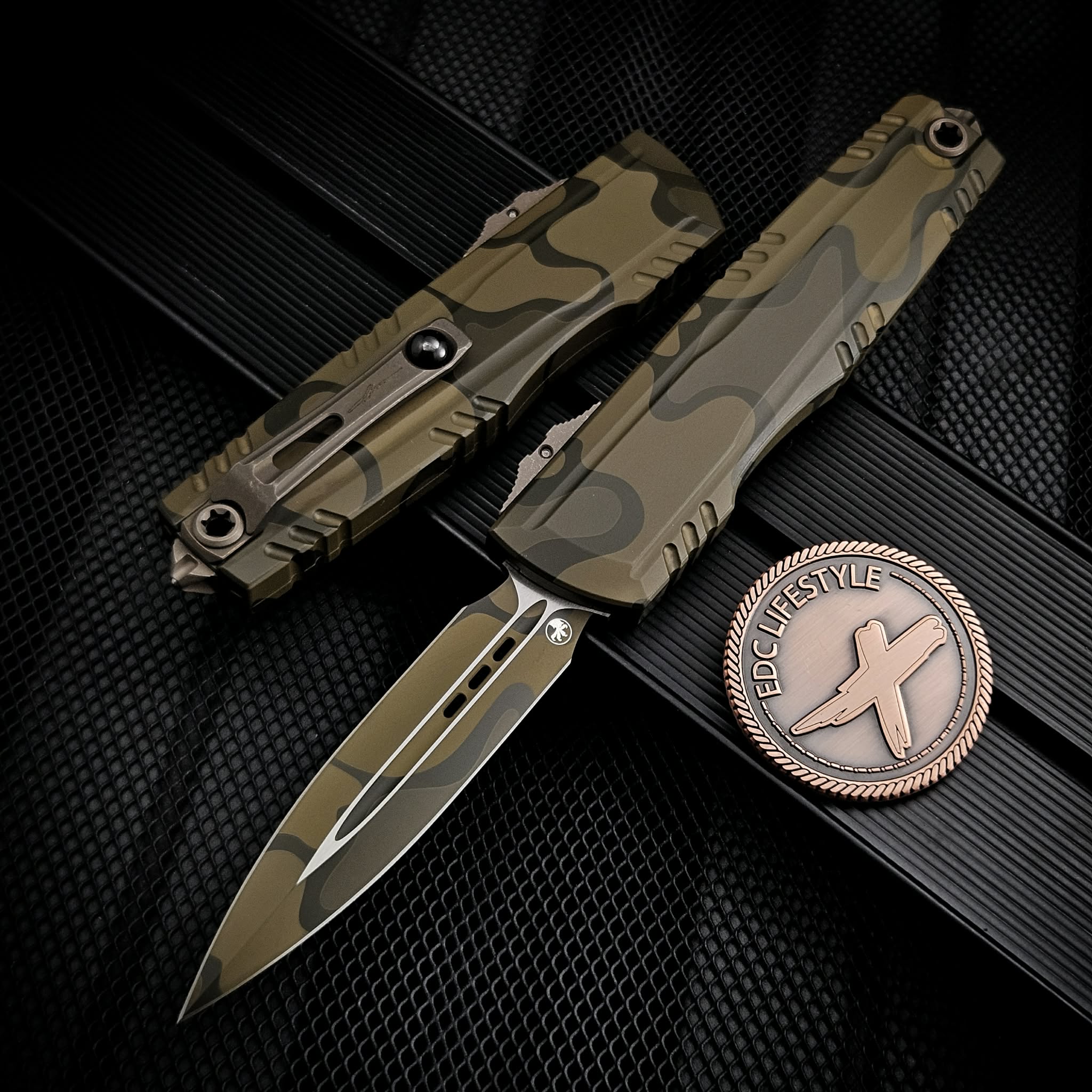 Microtech Knives Surefire Luminary D/E ZBP 1270-1WOOCS Woodlands