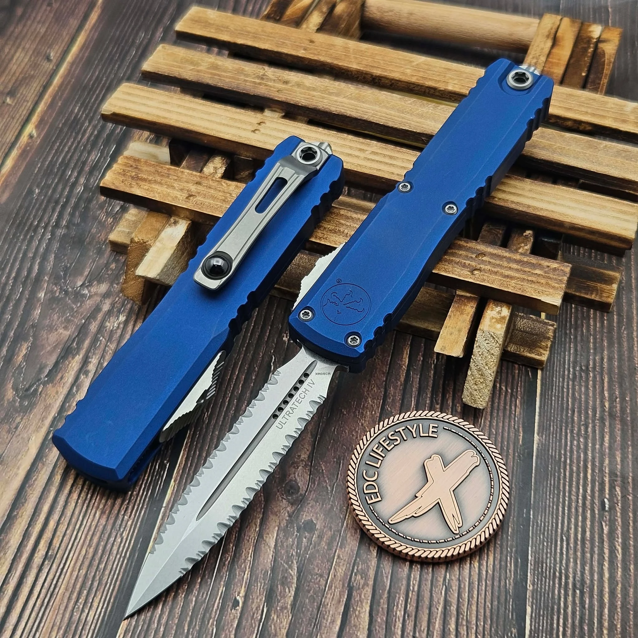 Microtech Ultratech Gen IV Navy D/E Double Full Serrated 3.55