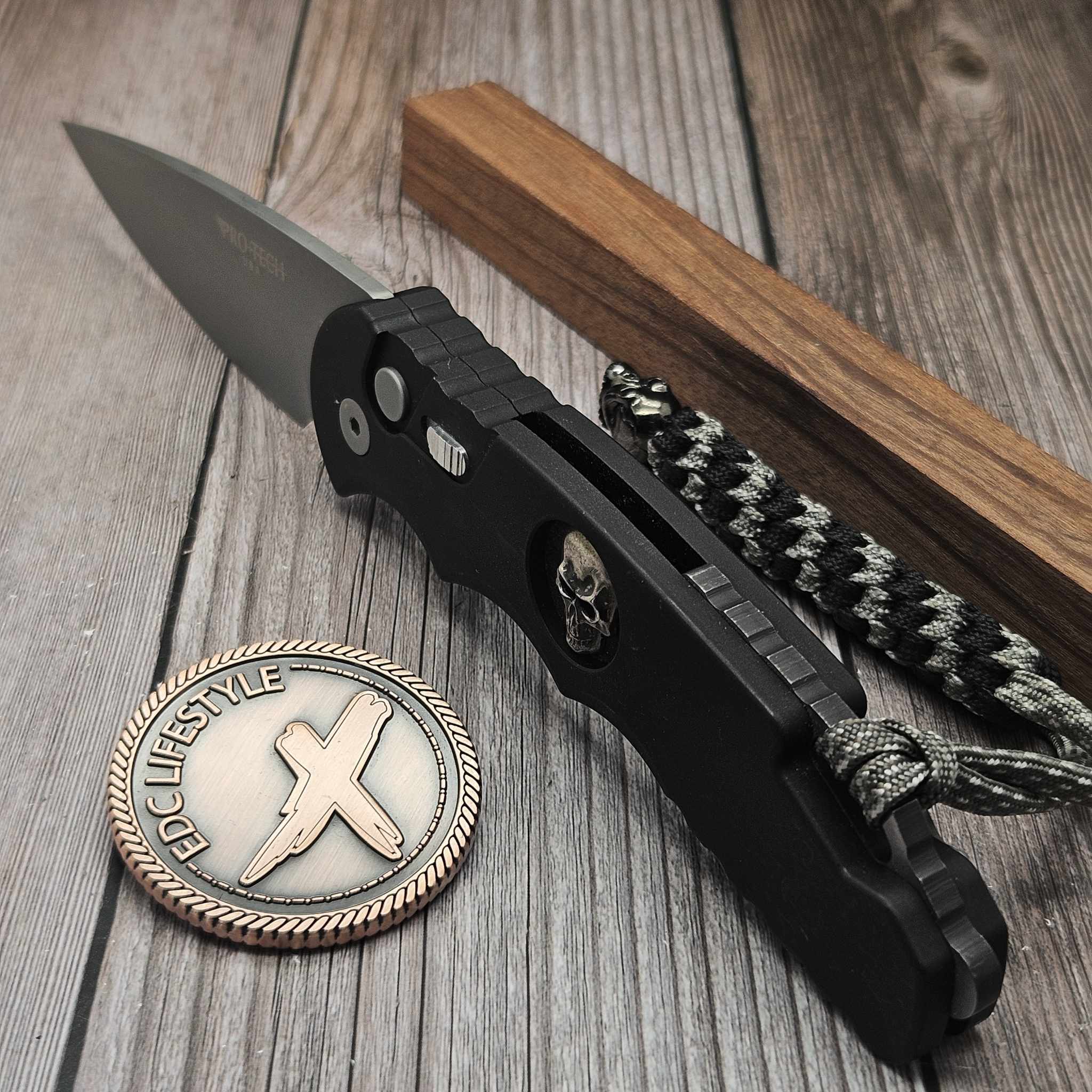 Pro-Tech Knives TR-4 Shaw Skull - Preowned
