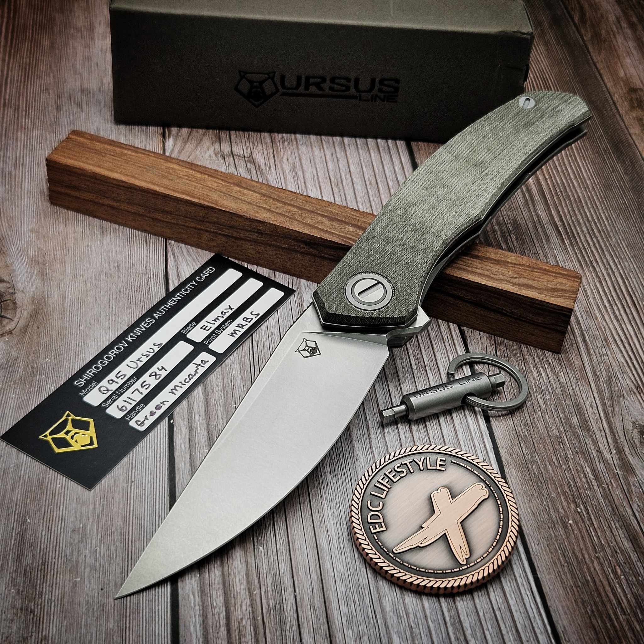 Shirogorov Urus Q95 Green Micarta - Preowned