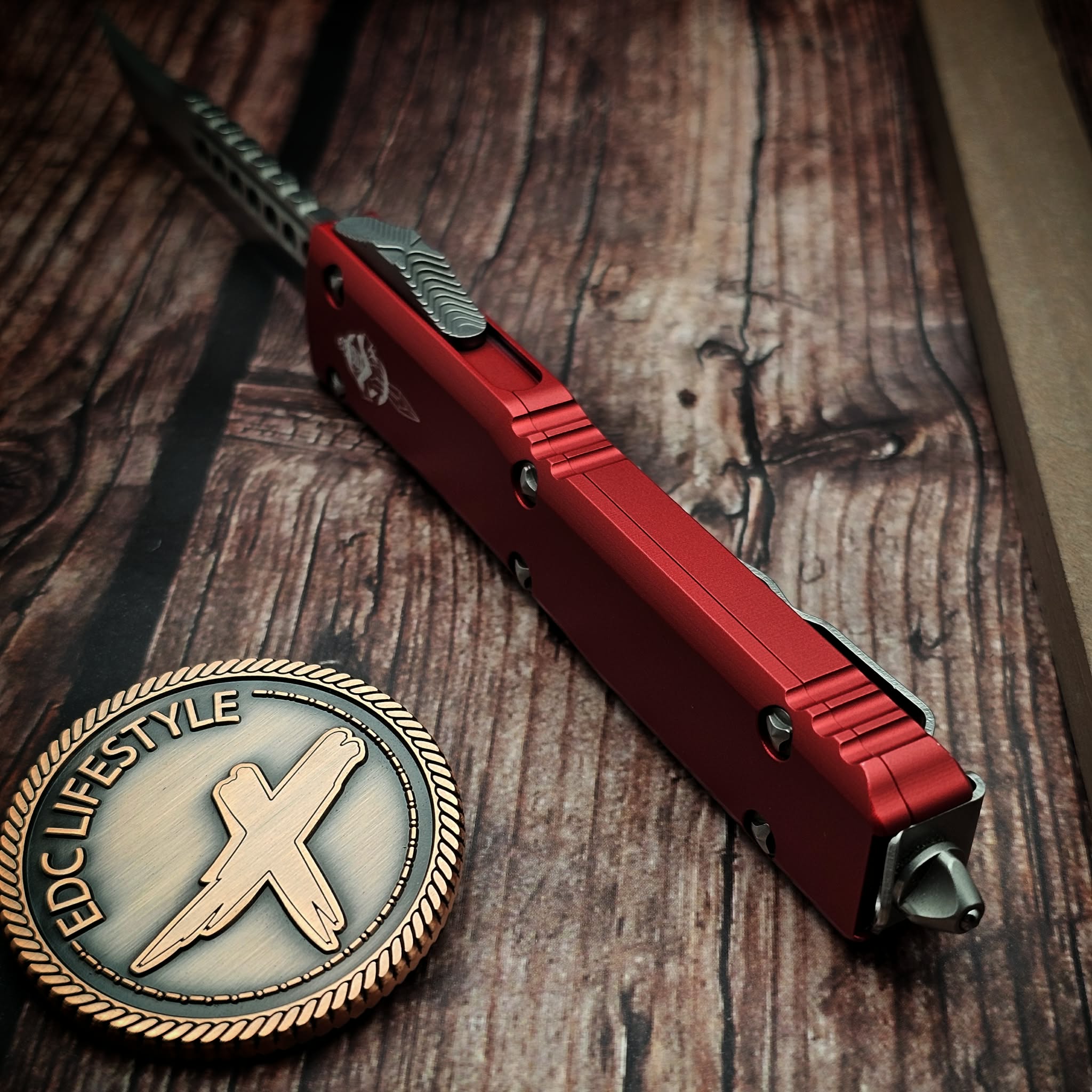 Microtech Ultratech Red Hellhound Stonewash 119-10RDS - Preowned