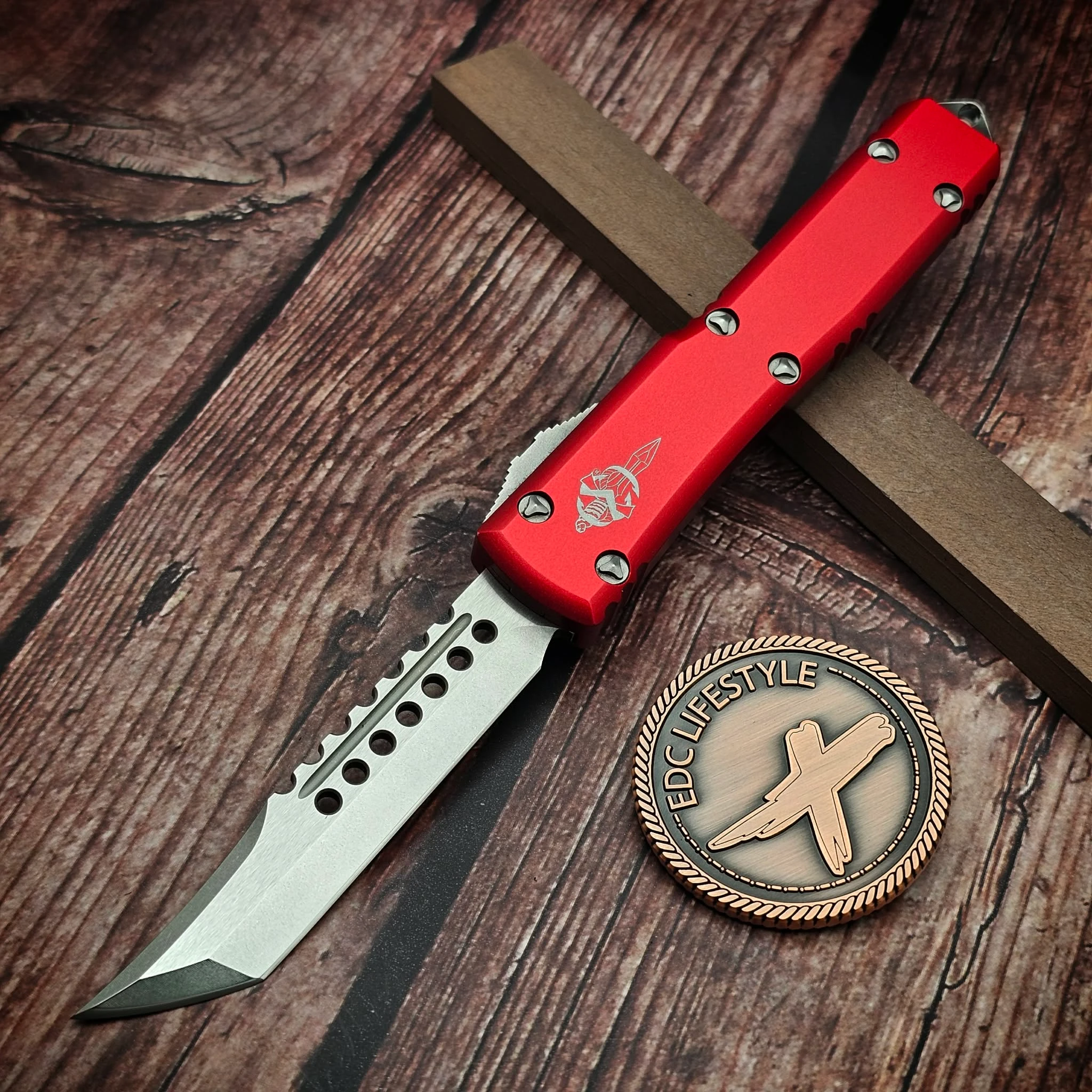 Microtech Ultratech Red Hellhound Stonewash 119-10RDS - Preowned