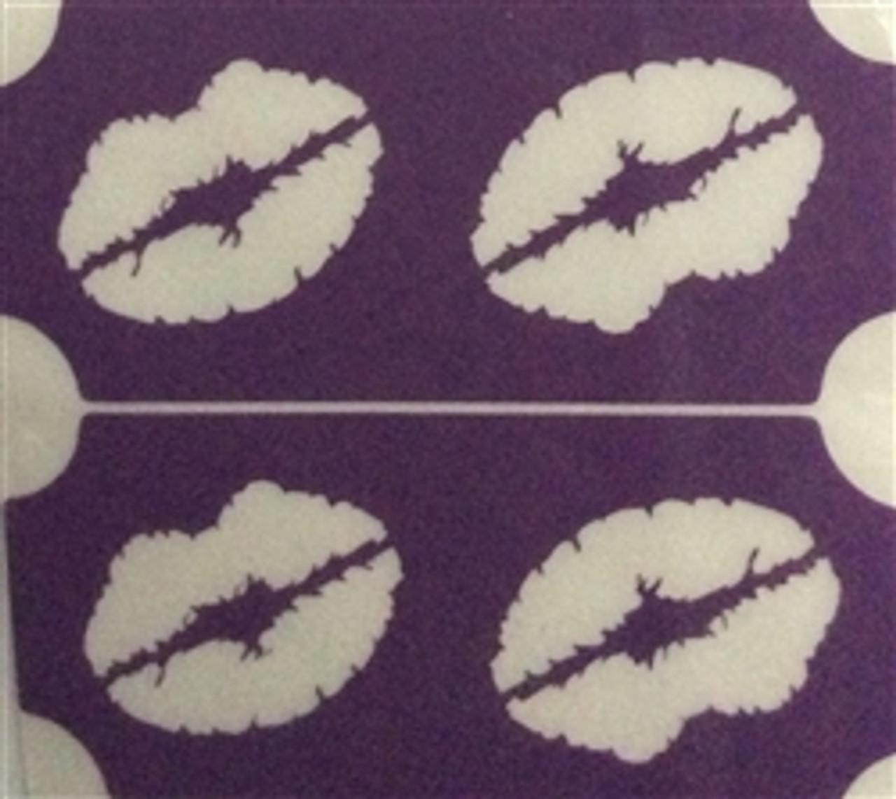 Four Lips - 3 Layer Stencil